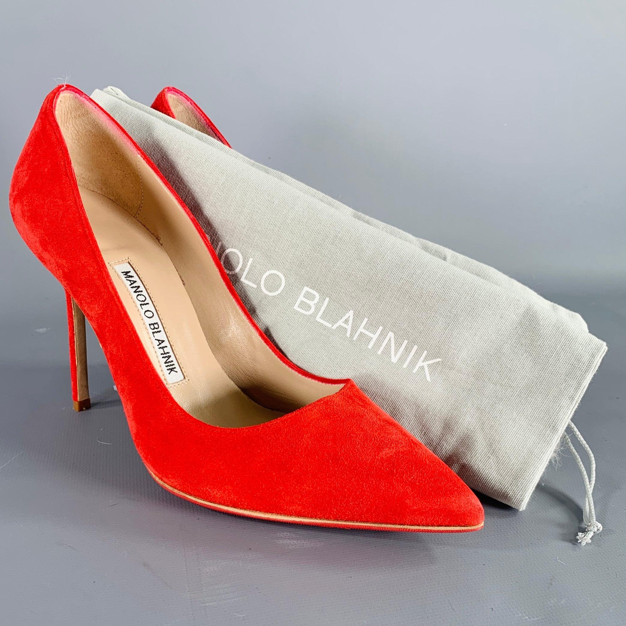 MANOLO BLAHNIK Bombas con punta de ante rojo talla 6,5 2