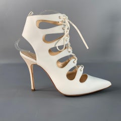 MANOLO BLAHNIK Size 6.5 White Leather Laced Pumps