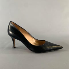 MANOLO BLAHNIK Size 7 Black Leather Pointed Toe Pumps