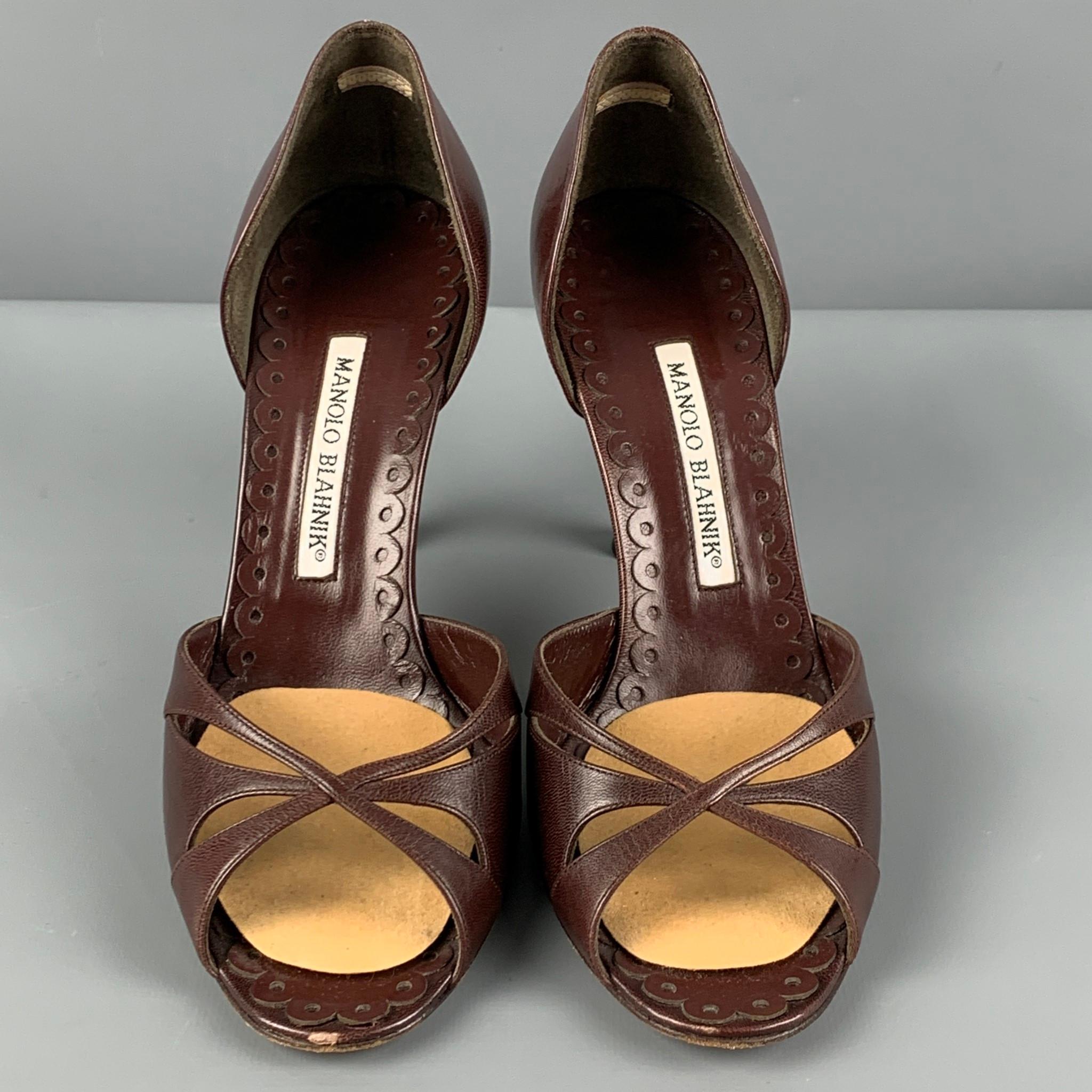 Women's MANOLO BLAHNIK Size 7 Brown Leather D'Orsay Pumps