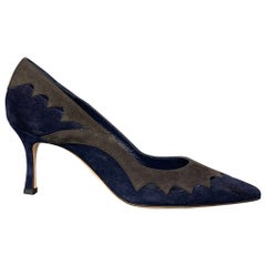 MANOLO BLAHNIK Size 7 Grey & Navy Suede Cut Out Pumps