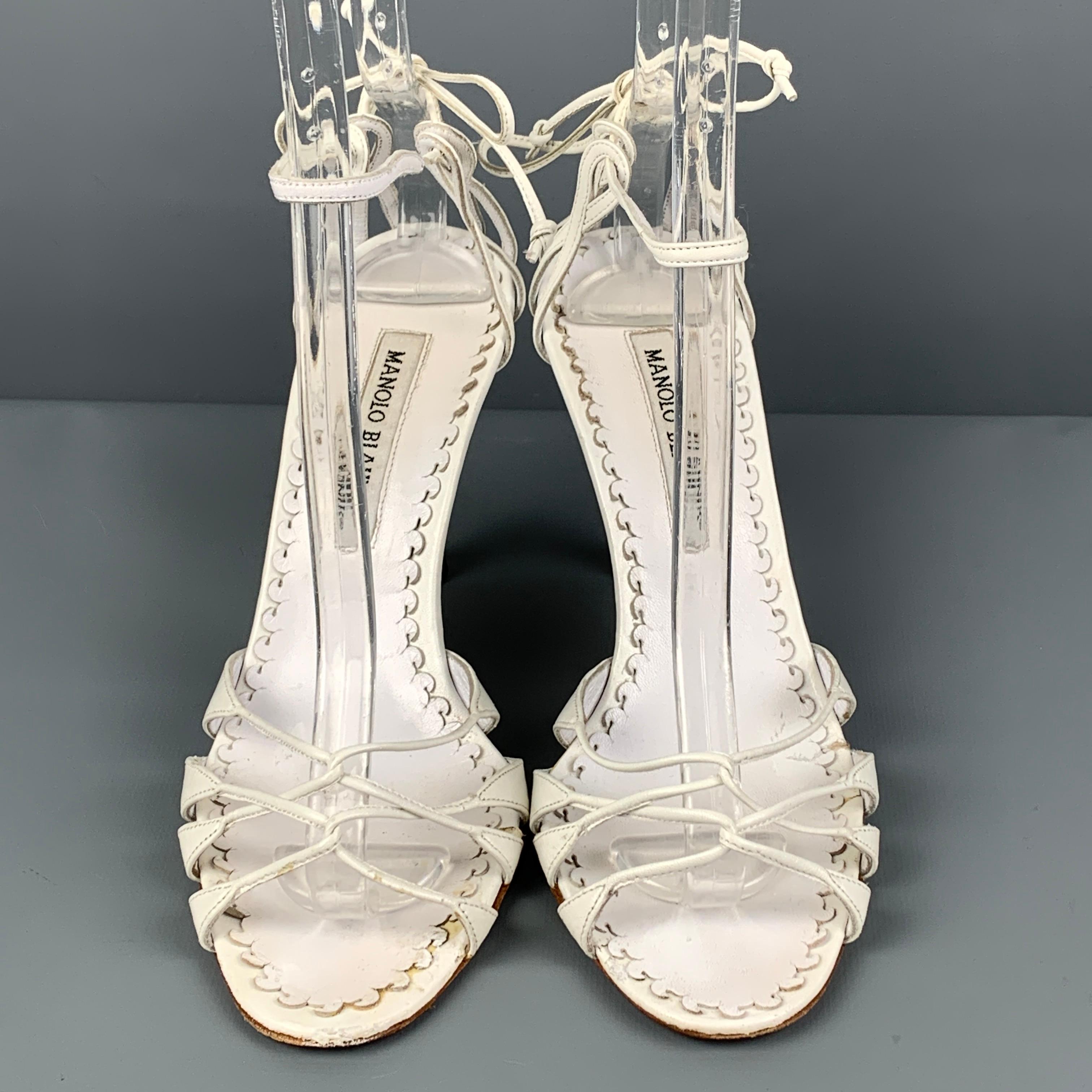 MANOLO BLAHNIK Size 7 White Leather Ankle Strap Sandals In Good Condition In San Francisco, CA