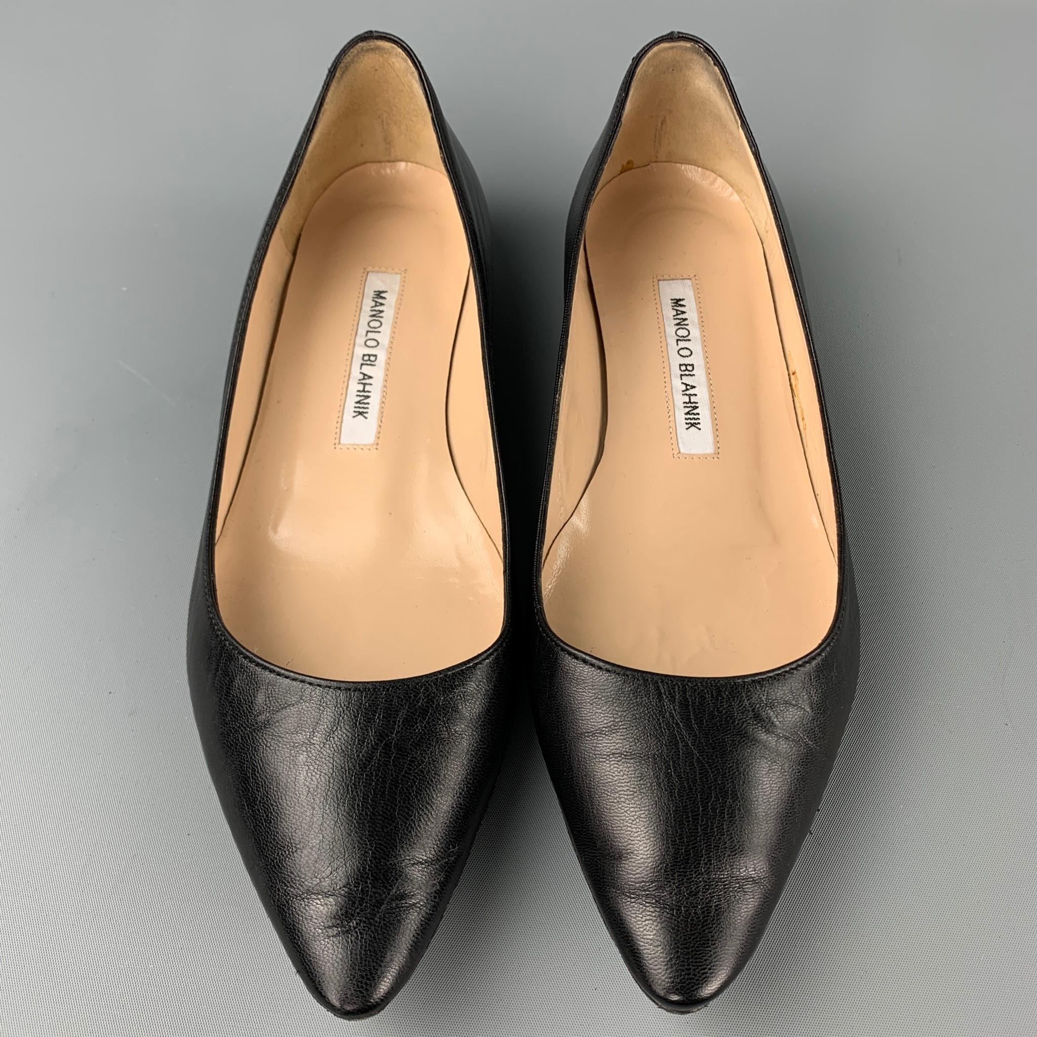 Women's MANOLO BLAHNIK Size 8 Black Leather Flats