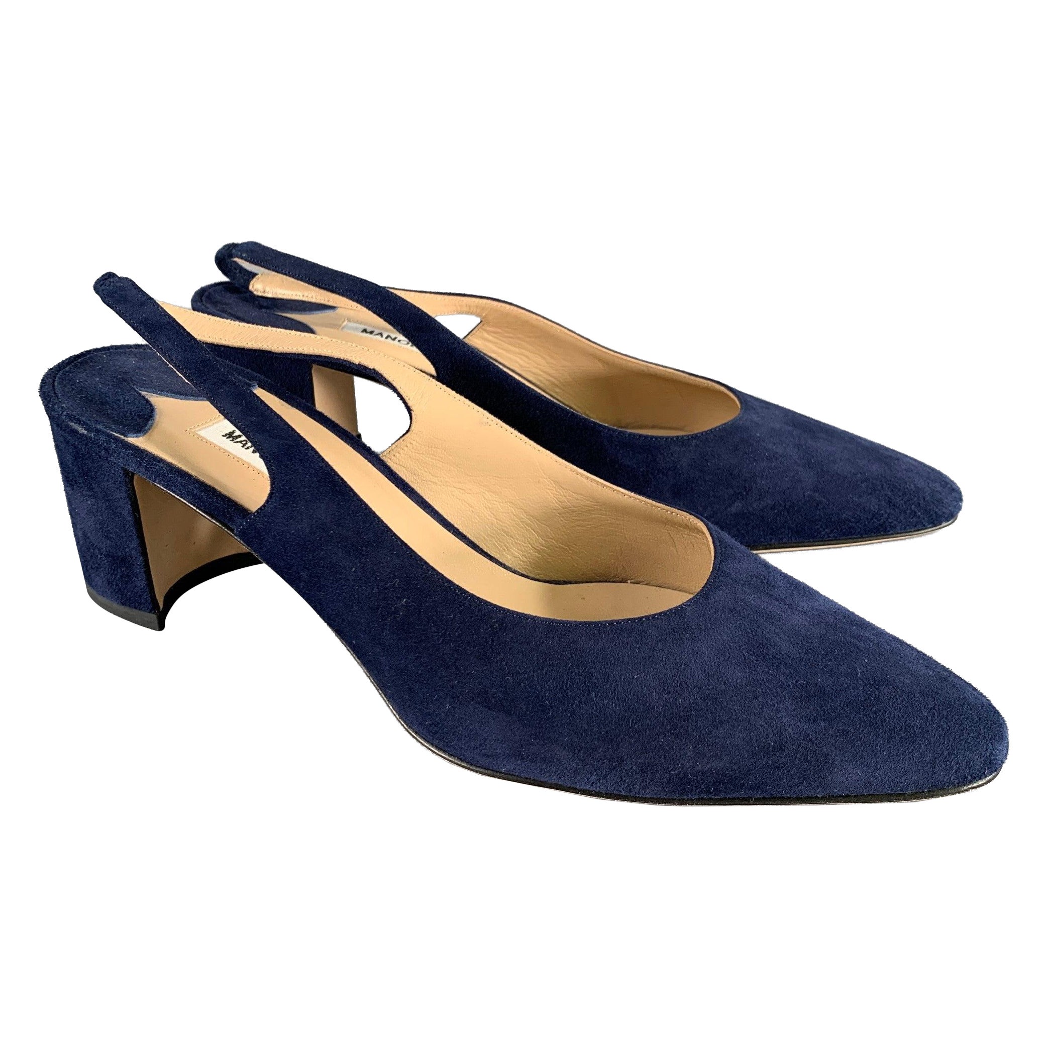 MANOLO BLAHNIK Bombas Slingback de ante azul marino talla 8 en venta