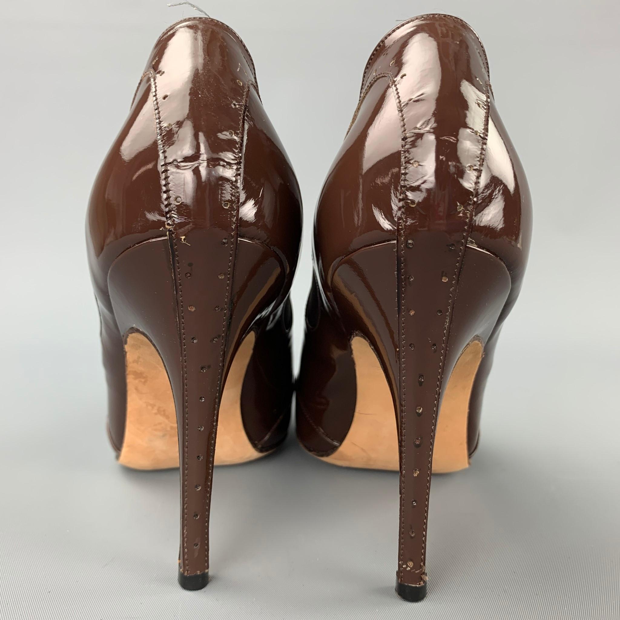 MANOLO BLAHNIK Size 8.5 Brown Patent Leather Booties In New Condition In San Francisco, CA