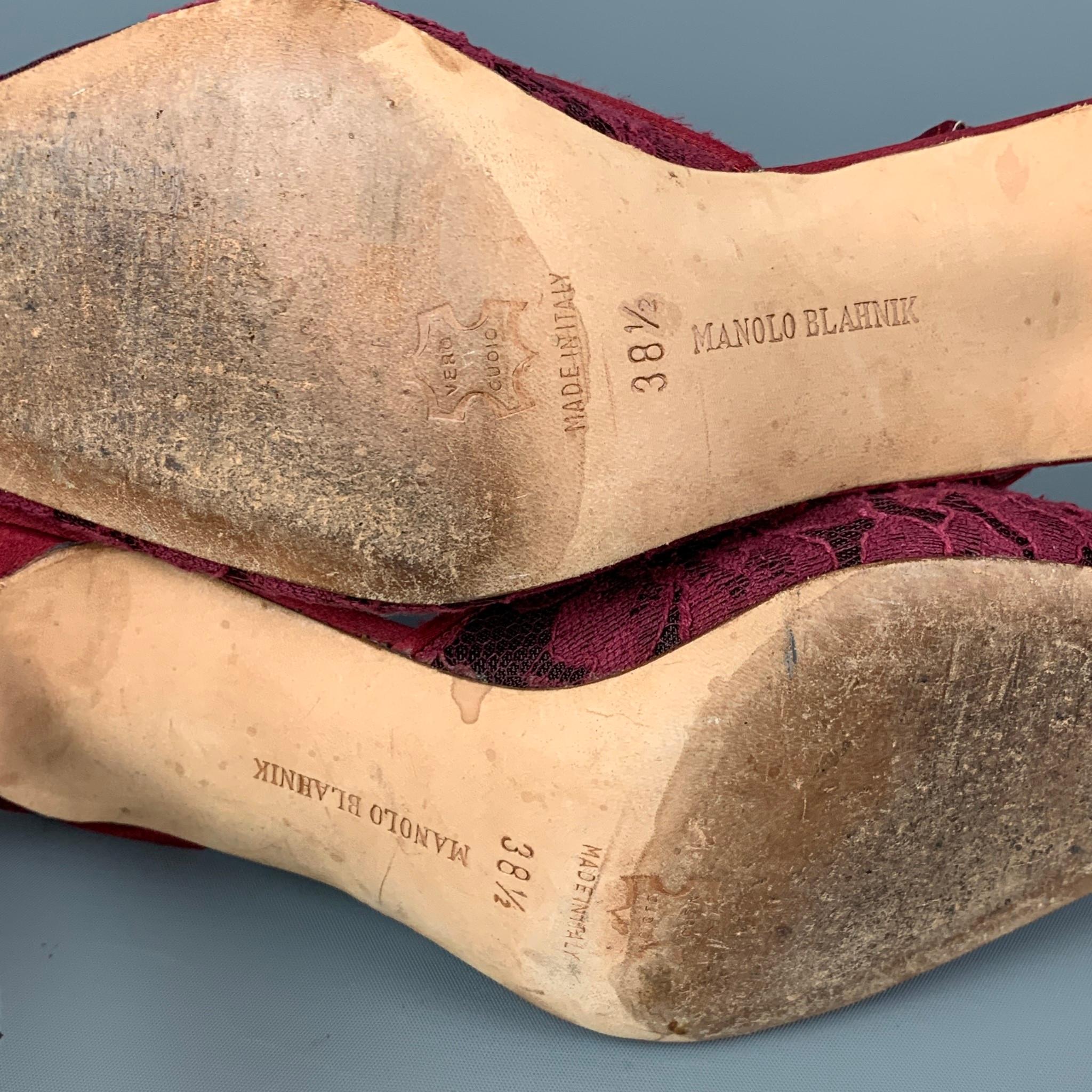 MANOLO BLAHNIK Size 8.5 Burgundy Lace Slingback Pumps In Good Condition In San Francisco, CA