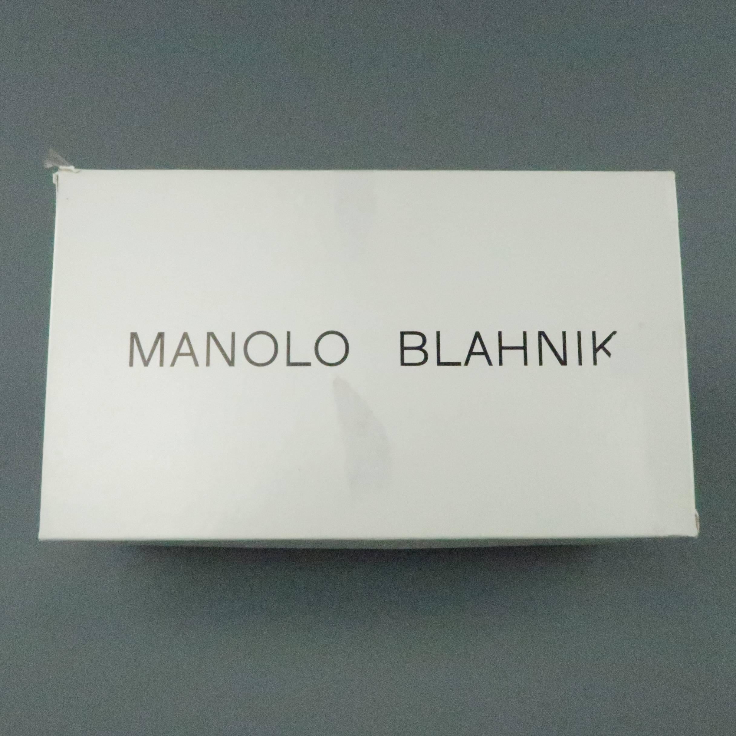 MANOLO BLAHNIK Size 8.5 Navy Fabric Diagonal Ankle Strap Pumps 2