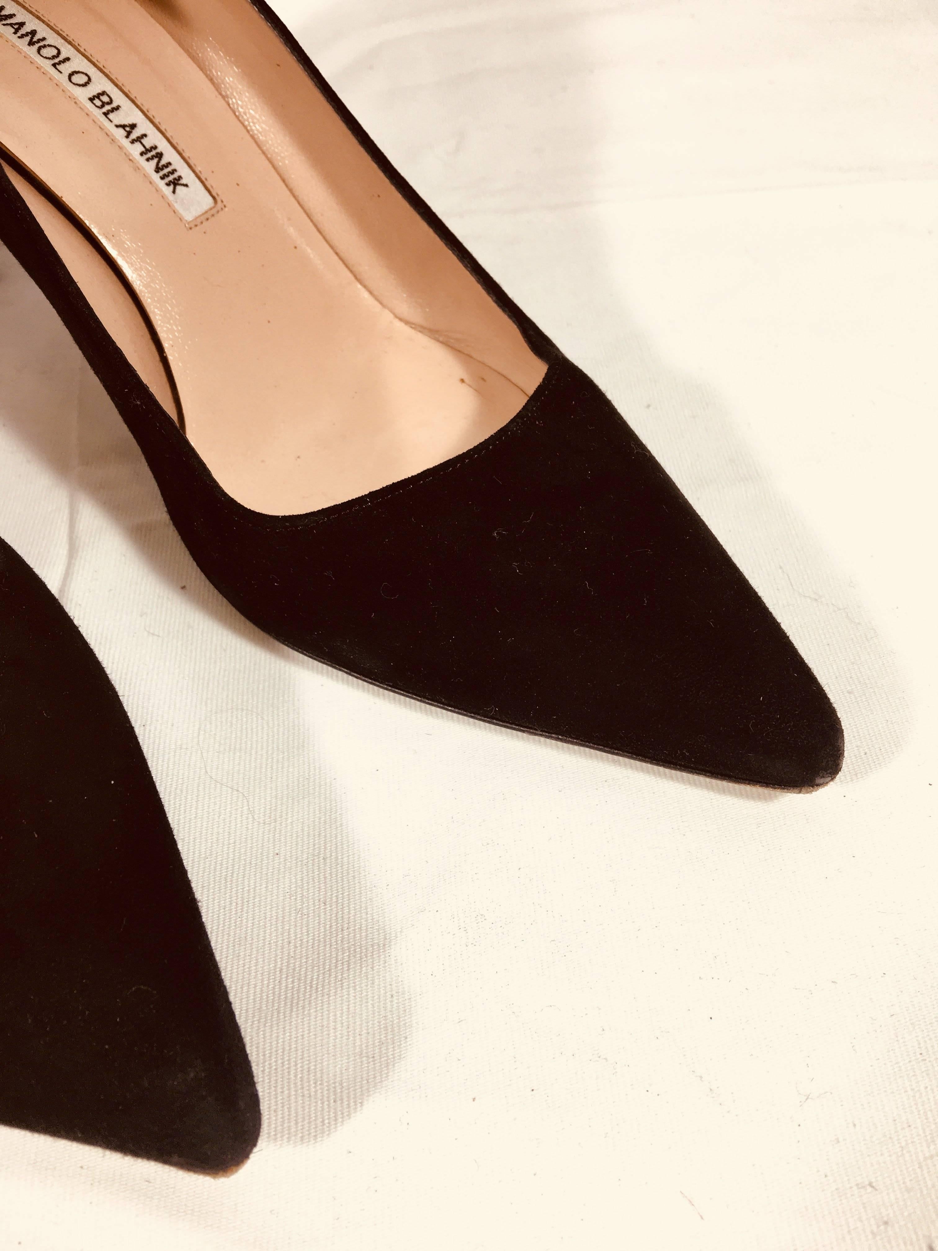 Women's Manolo Blahnik Suede Pumps