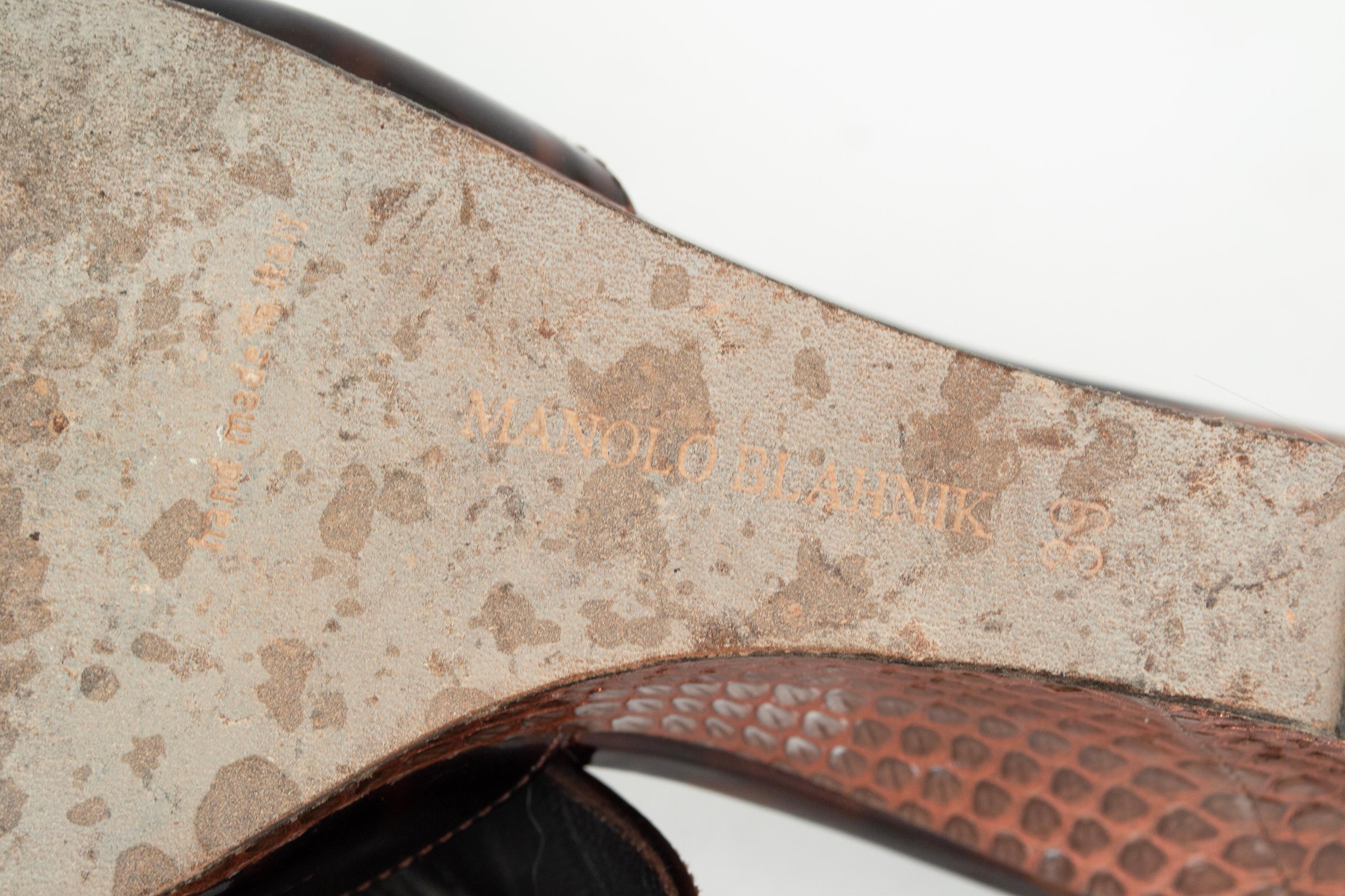 Manolo Blahnik Tortoiseshell Patent Wedge Mules 70 mm – IT 39 / US 8.5 N, 2011 For Sale 3
