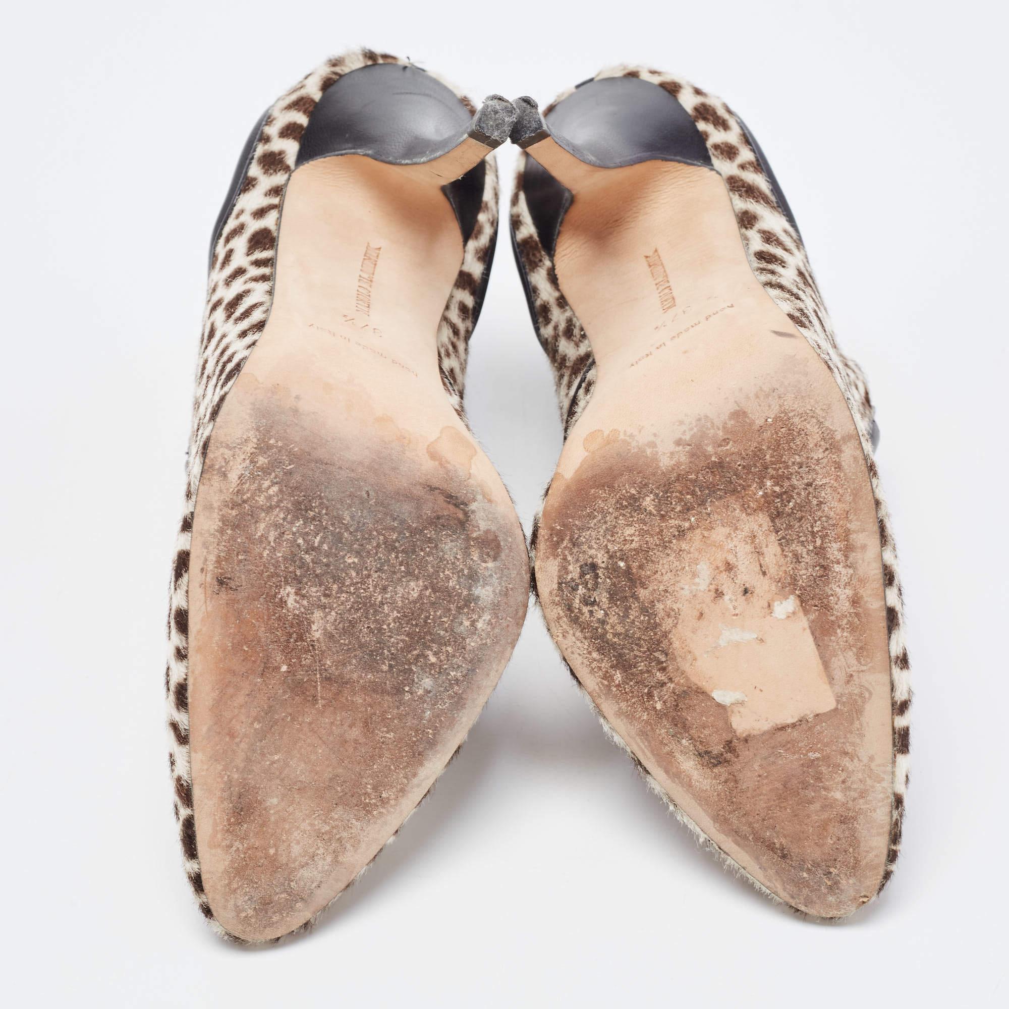 Manolo Blahnik Tricolor Animal Print Calf Hair & Leather Ankle Booties Size 37.5 1
