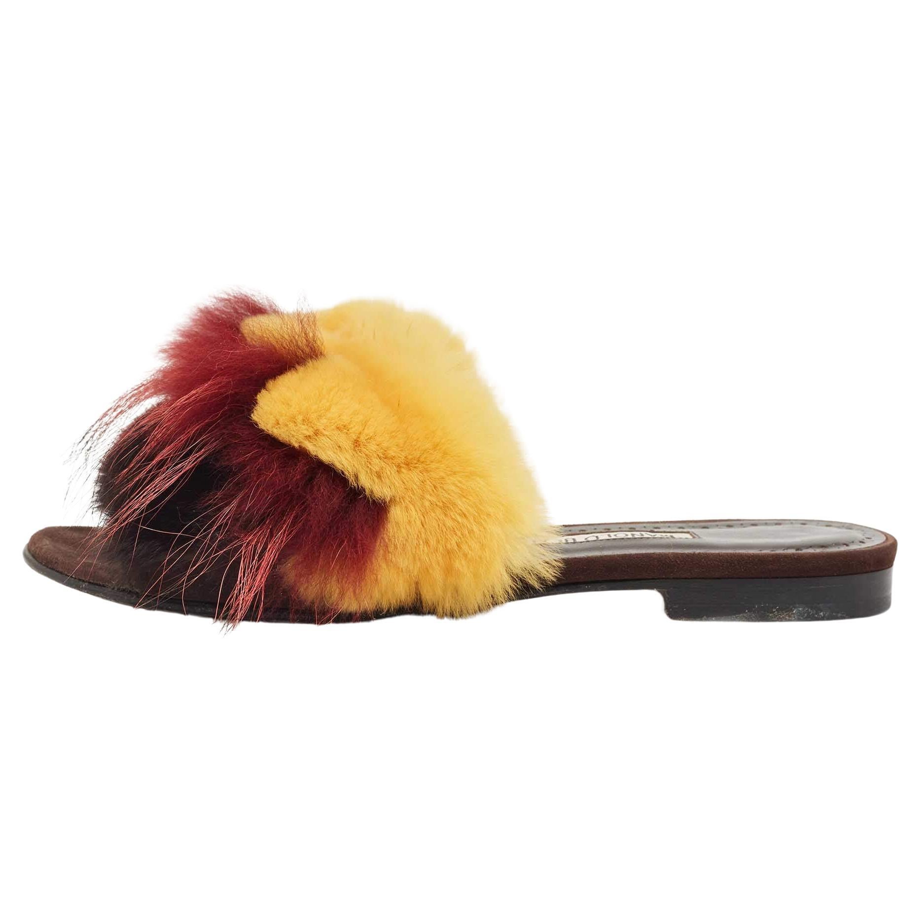 Manolo Blahnik Tricolor Rabbit Fur Pelosusrafo Flat Slides Size 37