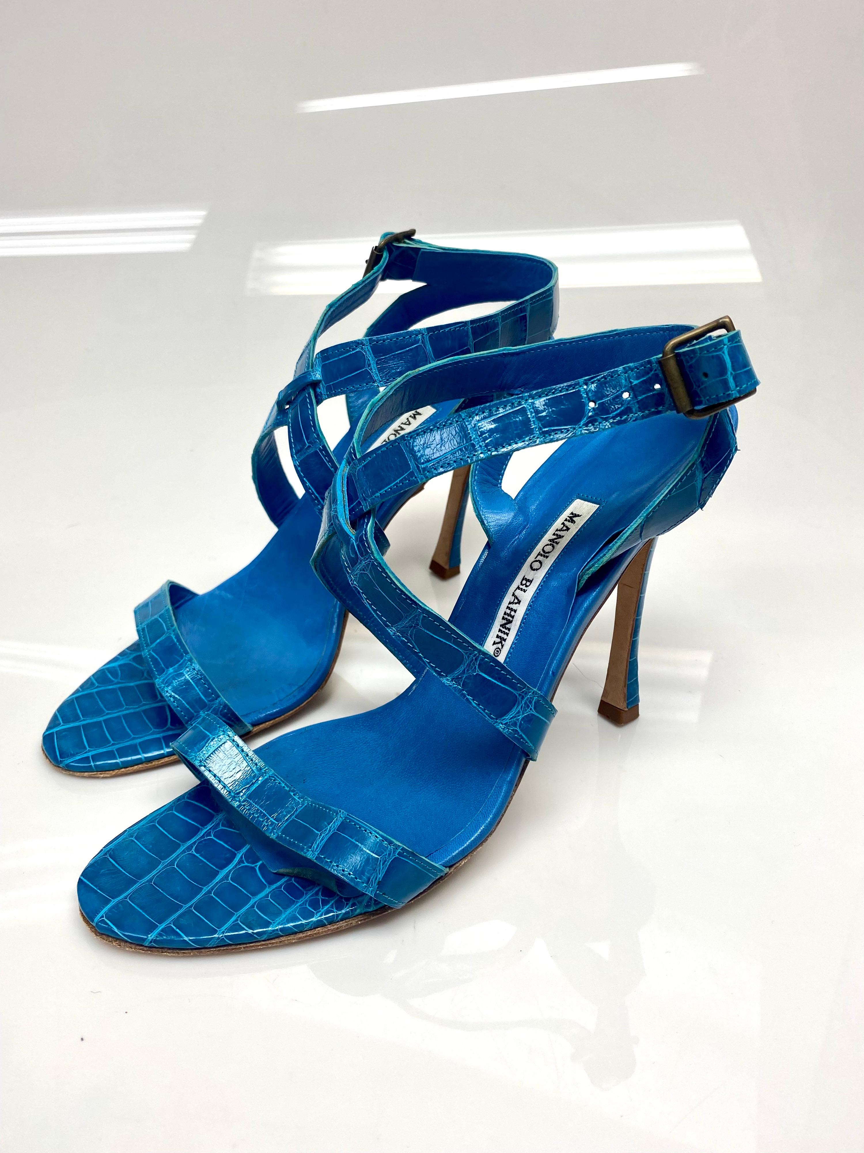 turquoise strappy sandals