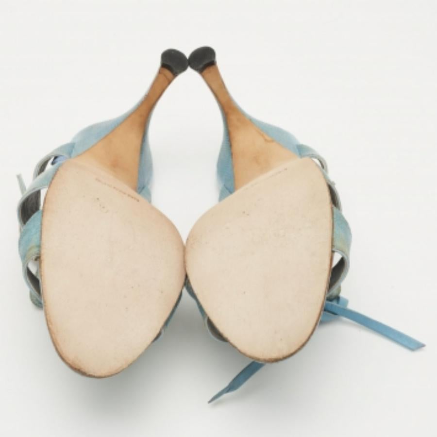 Manolo Blahnik Türkisfarbenes Eidechsenleder Slingback Sandalen Größe 40 Damen im Angebot
