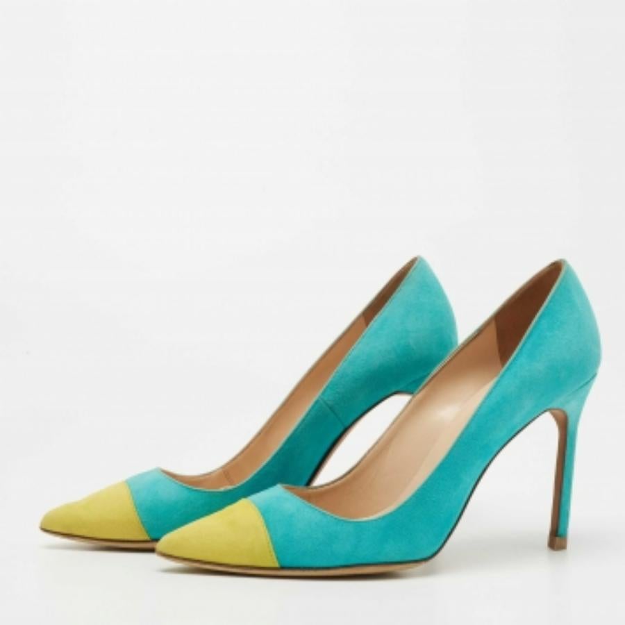 Manolo Blahnik Pumps in camoscio turchese/giallo taglia 37,5 in vendita 1
