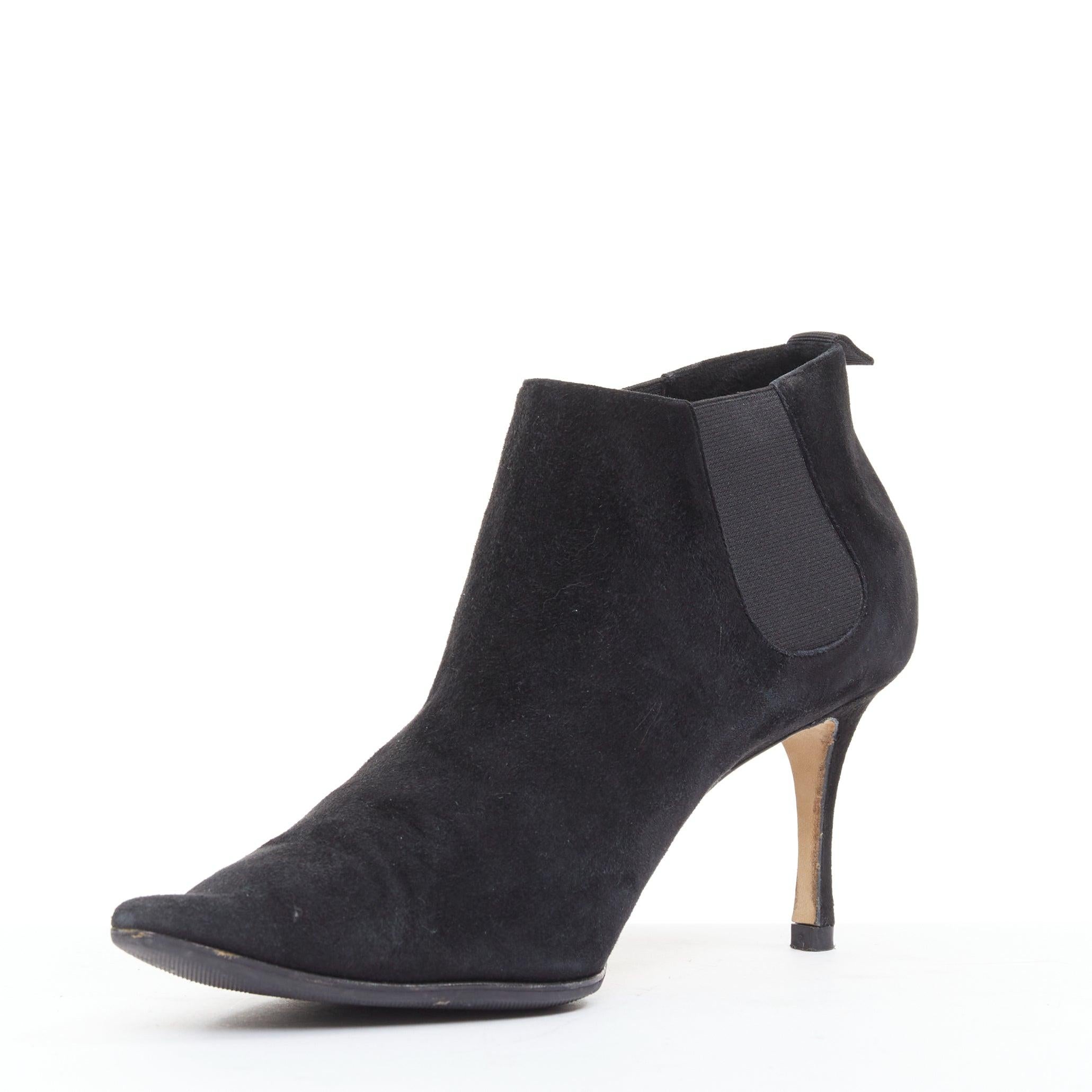 Manolo Blahnik Vintage en daim noir, bouts pointus, bottines à talon moyen EU39.5 État moyen - En vente à Hong Kong, NT