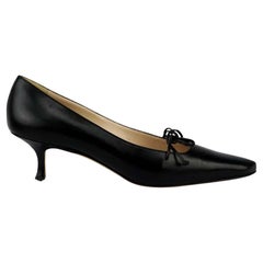 Manolo Blahnik Vintage Bow Leather Pumps EU 38 UK 5 US 8 