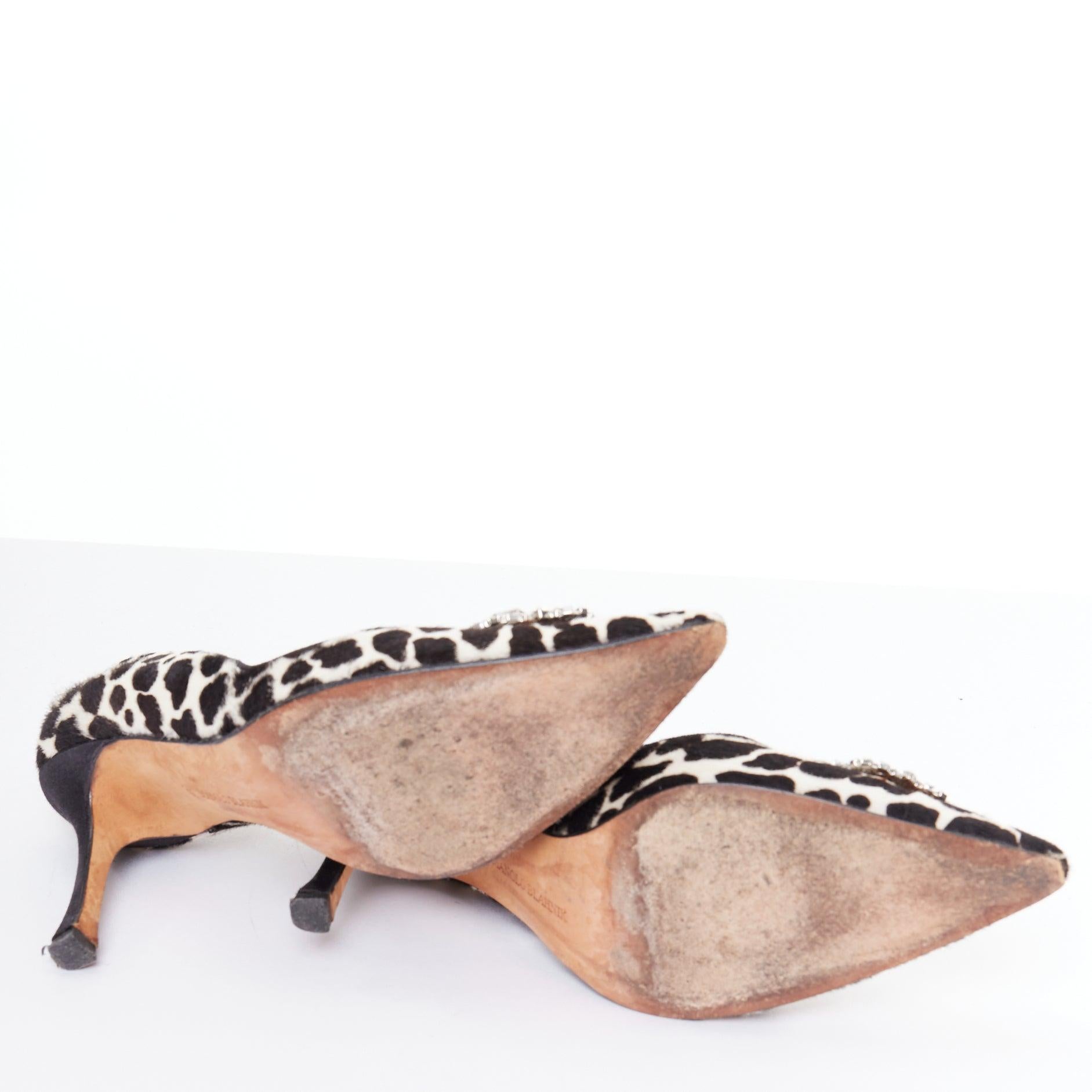 Manolo Blahnik Escarpins vintage à boucle en cristal en poils de poney EU37 en vente 5