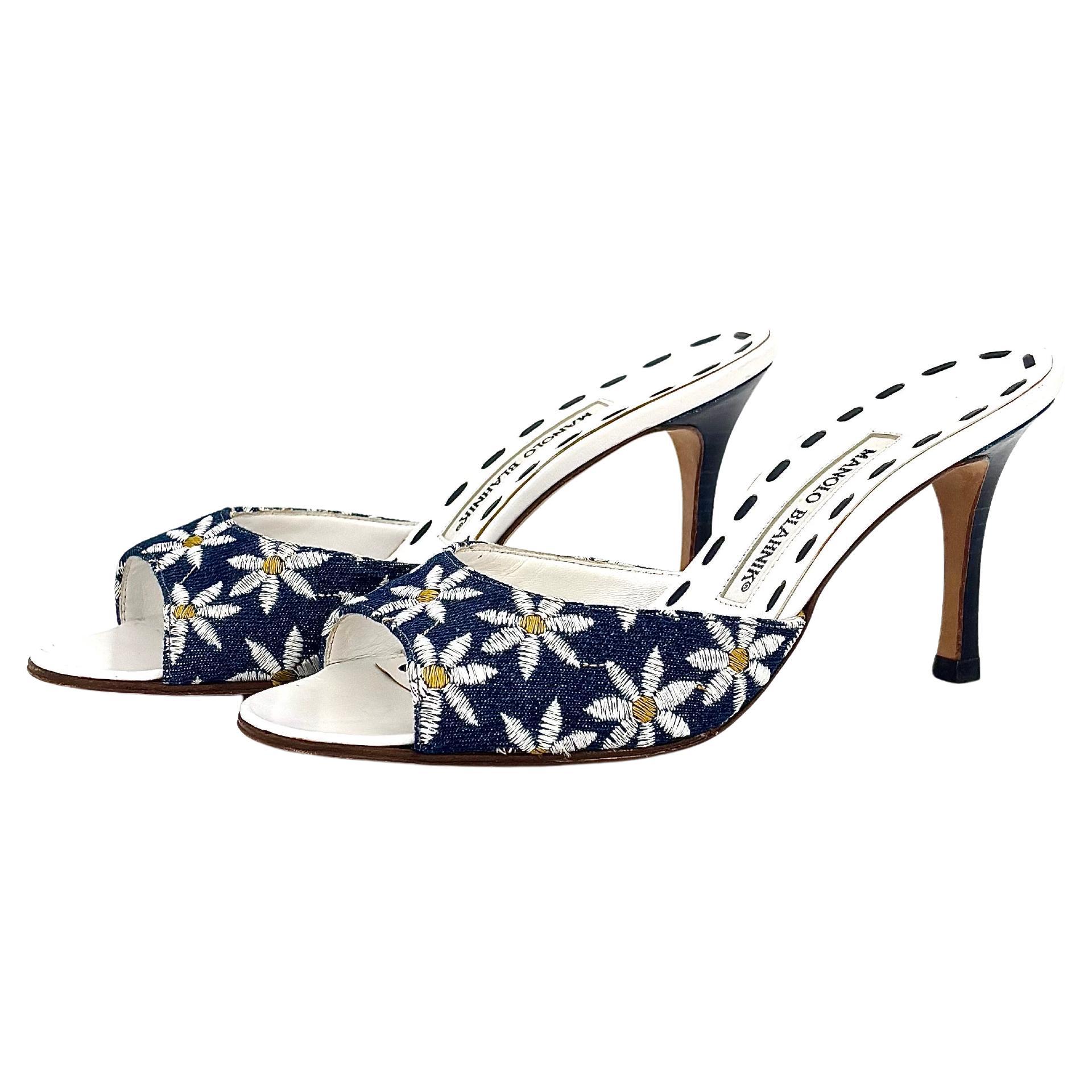 Manolo Blahnik Vintage Denim Floral Embroidered Peep Toe Mules Sandals 37.5