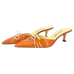 Manolo Blahnik Vintage Orange Bow Pointed Toe Slip On Kitten Heel Mules 41