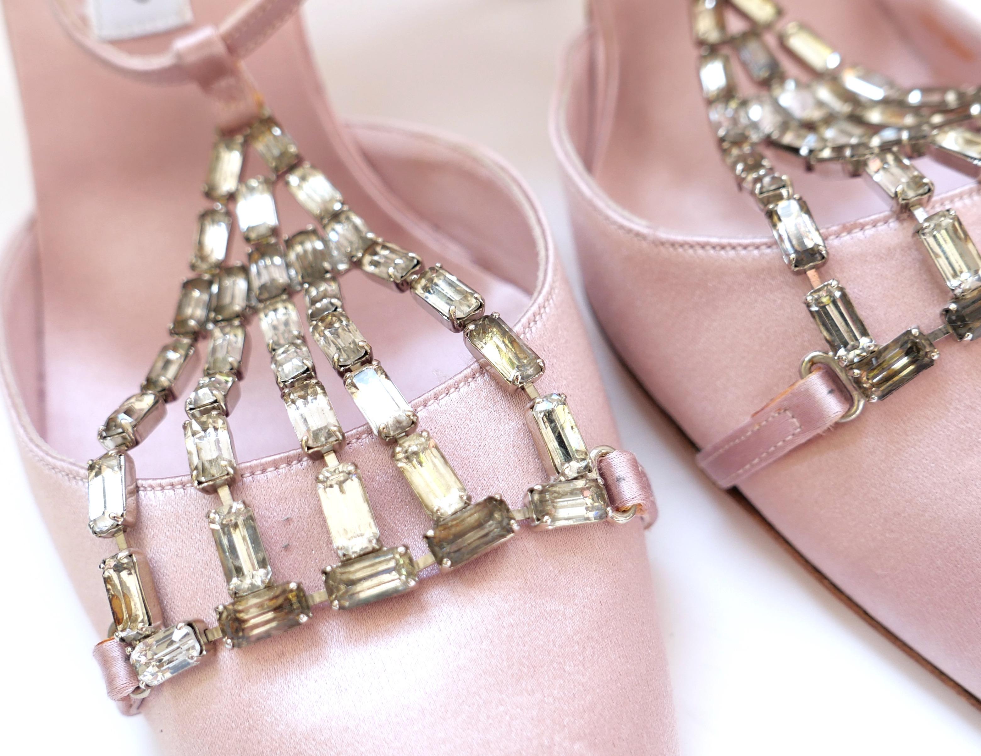 Beige Manolo Blahnik Vintage Pink Silk Crystal Trimmed Heels
