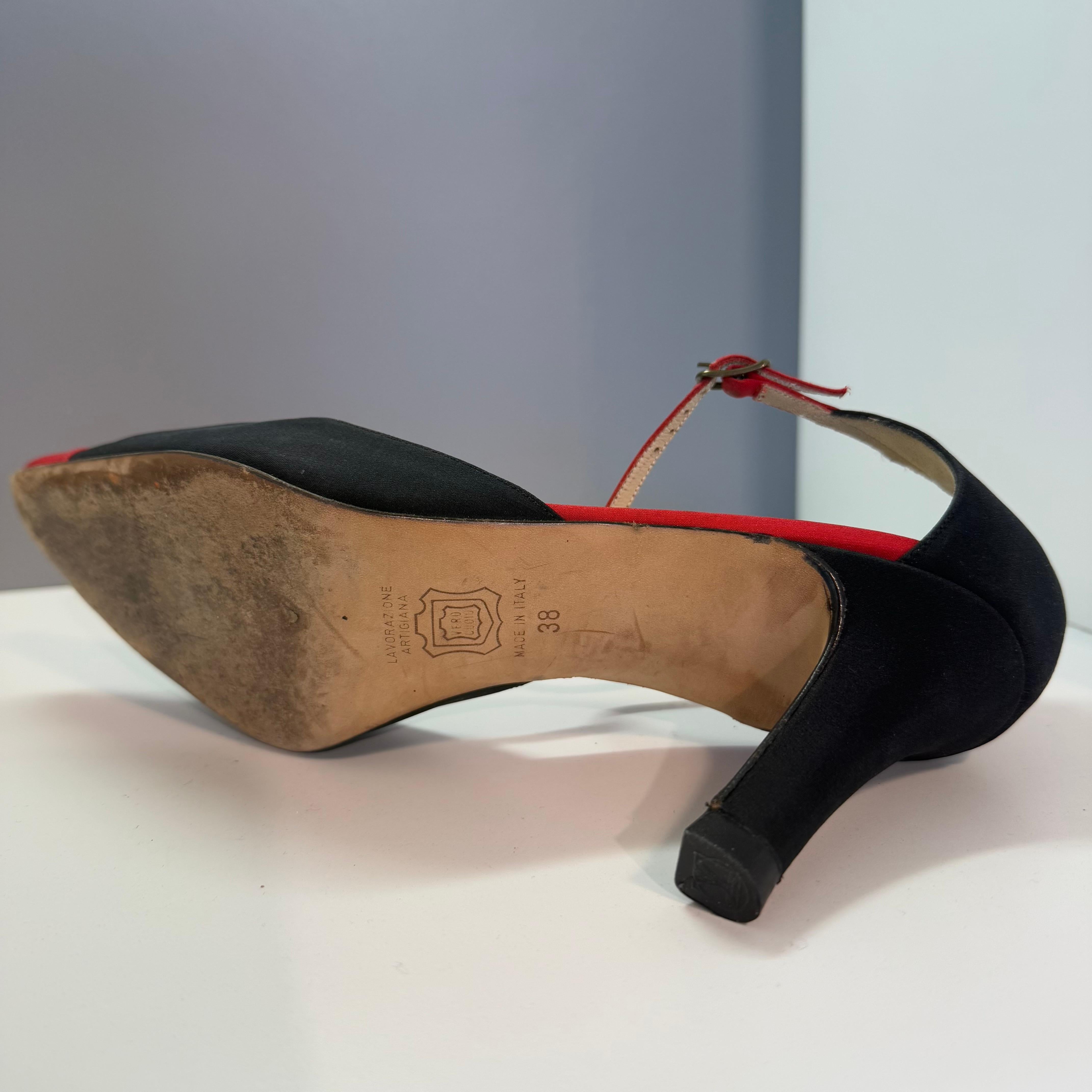 Manolo Blahnik - Chaussures vintage IT 38 en vente 2