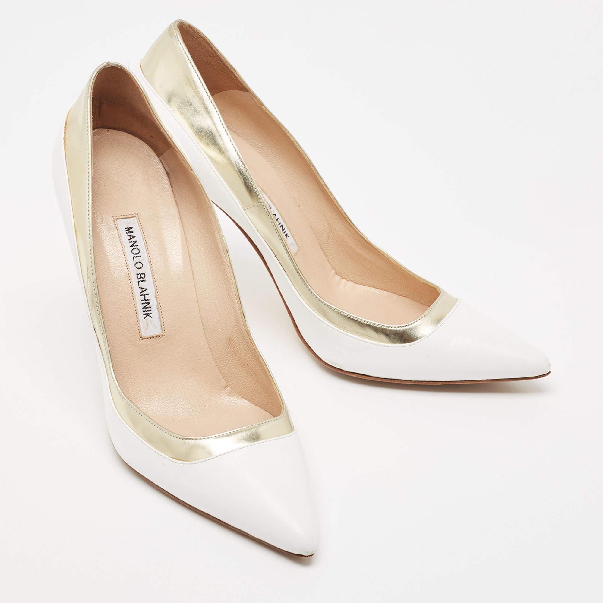 Manolo Blahnik White/Gold Leather Pointed Toe Pumps Size 40 3
