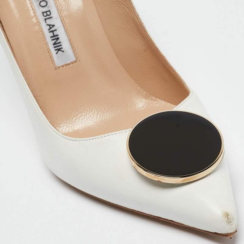 Manolo Blahnik White Leather Embellished Pointed Toe Pumps Size 37.5 3