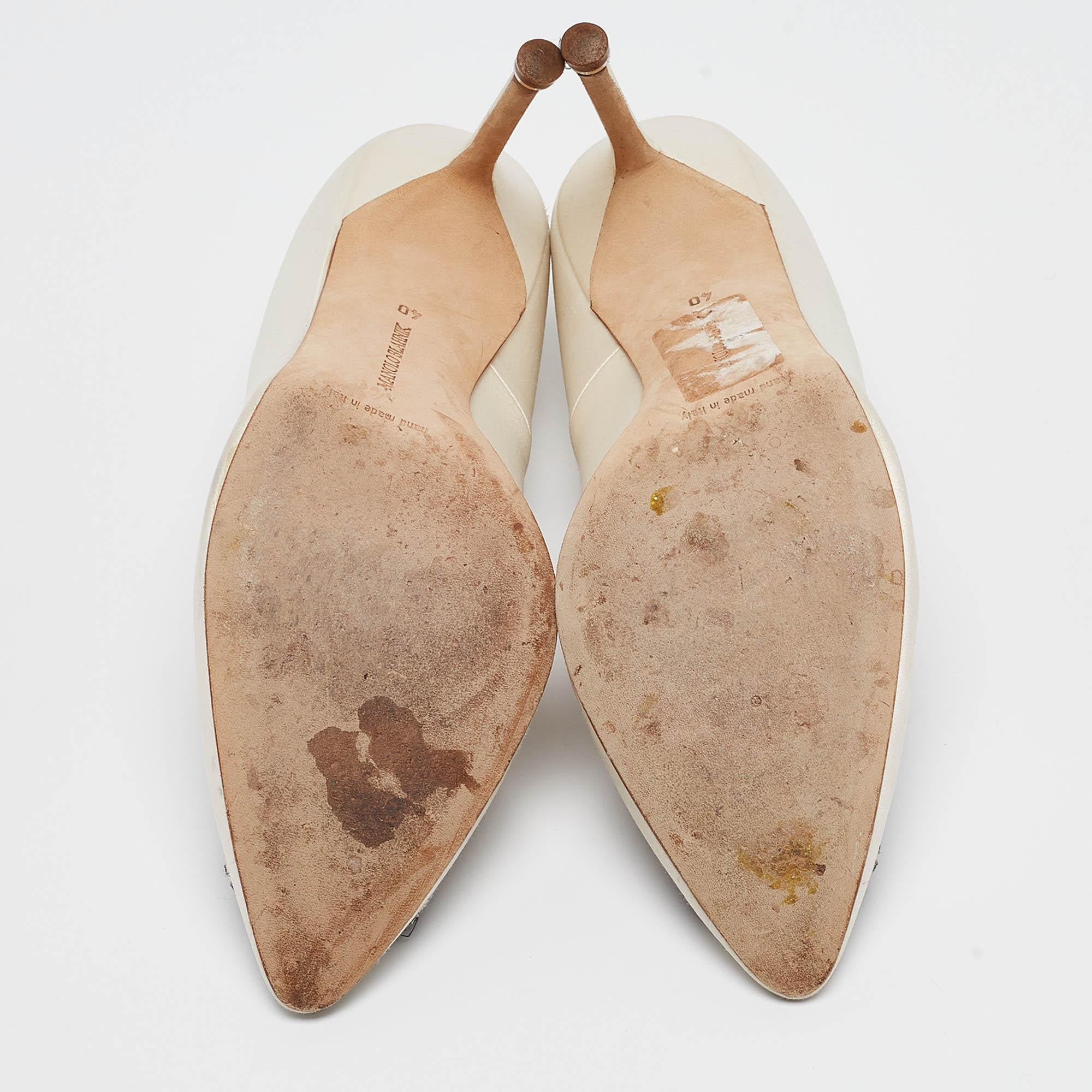 Manolo Blahnik White Satin Hangisi Pumps Size 40 2