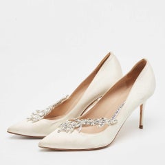 Manolo Blahnik White Satin Nadira Pumps Size 37