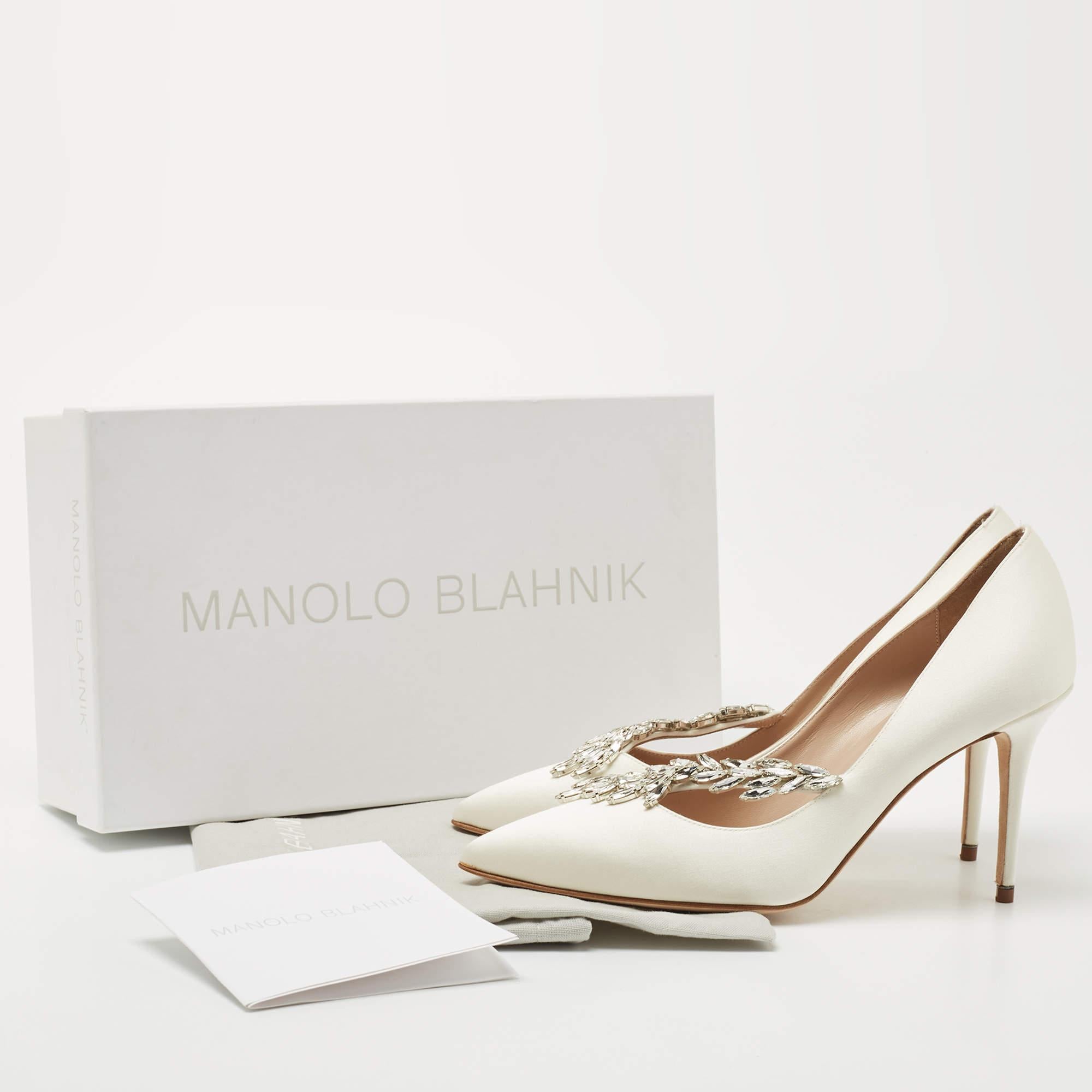 Manolo Blahnik White Satin Nadira Pumps Size 37 4