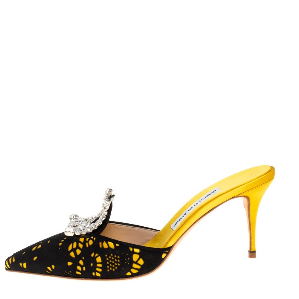 Manolo Blahnik Yellow/Black Satin and Laser Cut Suede Borli Crystal Size 38.5 In Good Condition In Dubai, Al Qouz 2