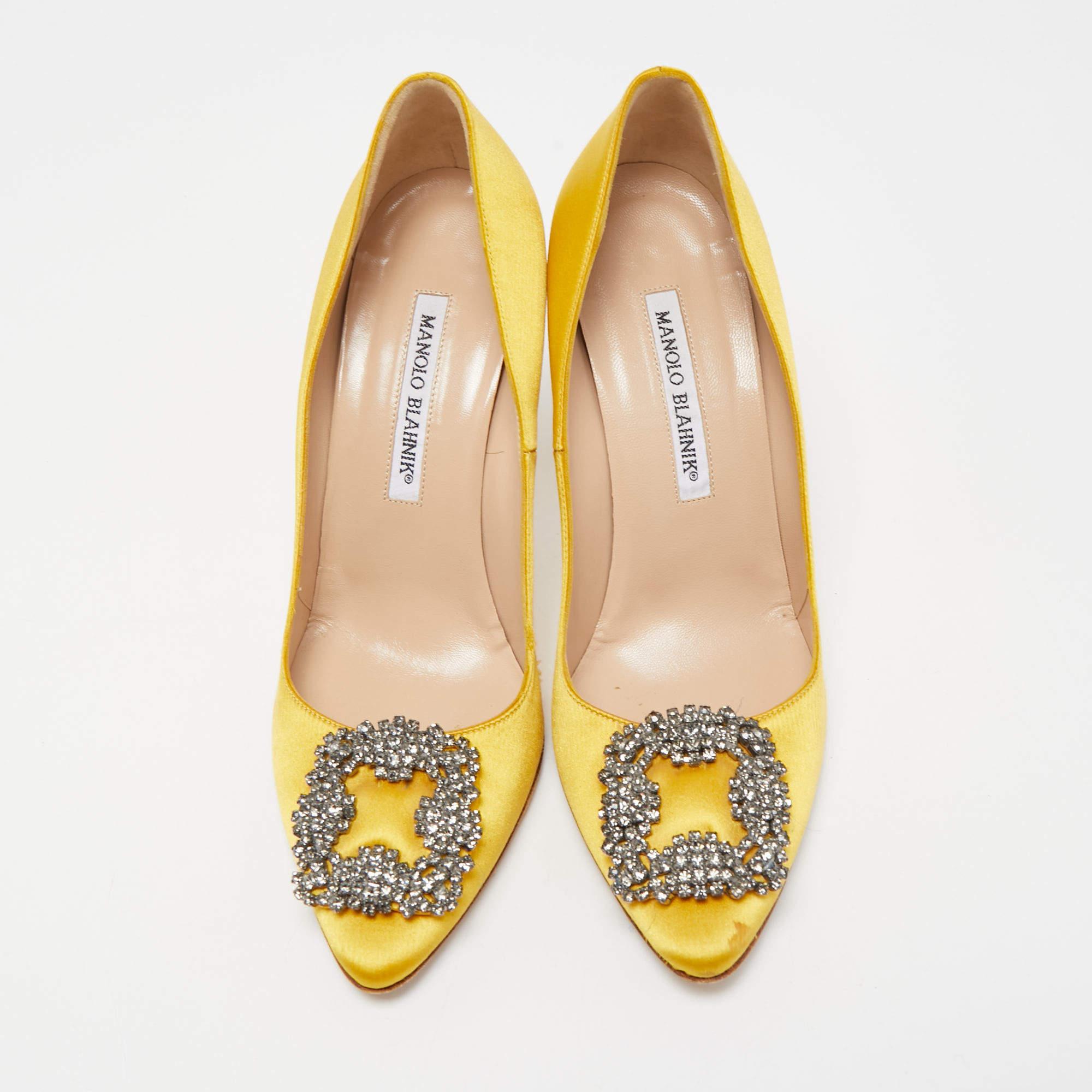 Perfectly sewn and finished to ensure an elegant look and fit, these yellow Hangisi shoes are a purchase you'll love flaunting. They look great on the feet.

Includes: Original Dustbag
