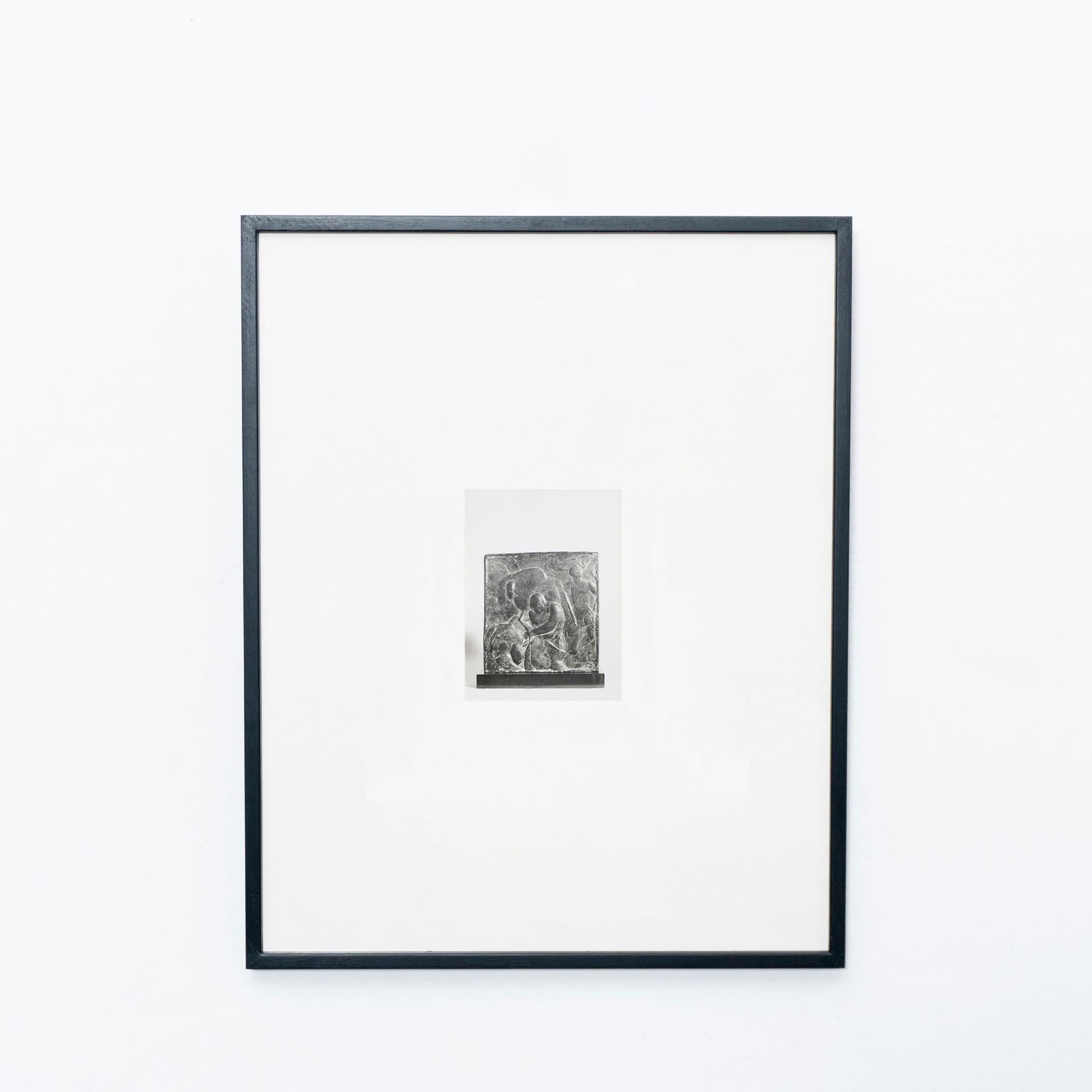 Manolo Hugué archive photography of sculpture.
Printed, circa 1960.

In original condition, with minor wear consistent with age and use, preserving a beautiful patina.

The photography comes framed. The frame on the photos is just an example,