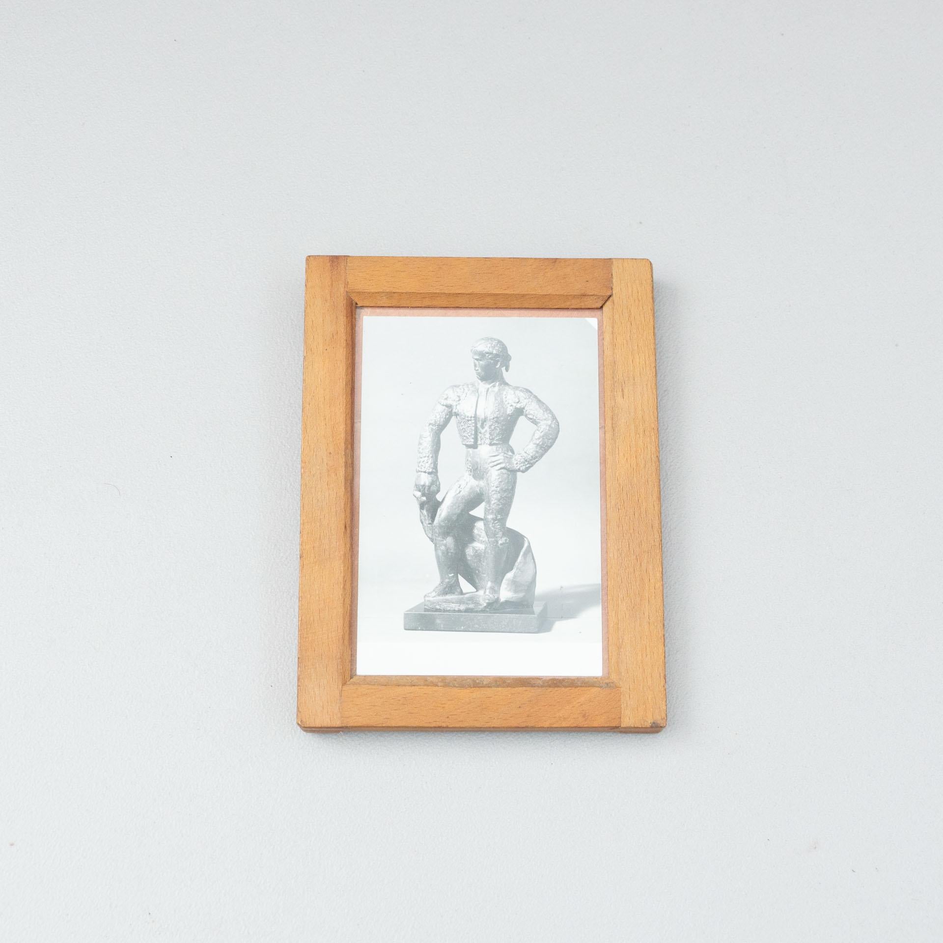 Manolo Hugué archive photography of sculpture.
Printed, circa 1960.
Wood frame included.

Materials:
Gelatin silver bromide print

Dimensions:
D 1.5 cm x W 13.5 cm x H 18.5 cm

We offer free worldwide shipping for this piece.