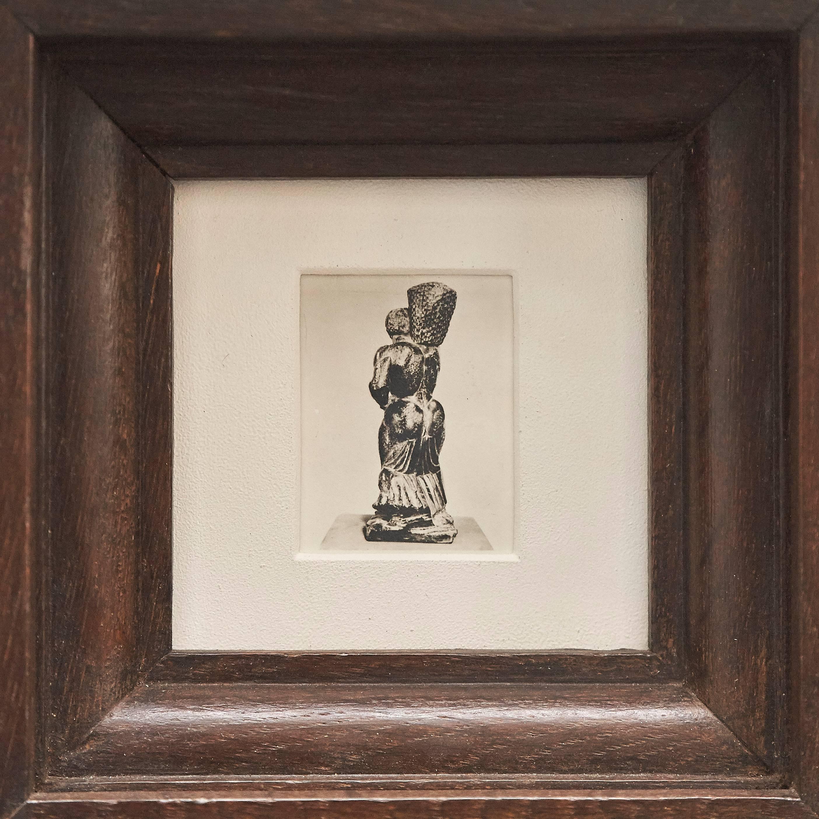 Manolo Hugué archive photography of sculpture.
Printed, circa 1960.
Framed on a 19th century frame with museum glass.

Gelatin silver bromide print.

Experience the artistry of Spanish sculptor Manolo Hugué through this stunning archive photograph,