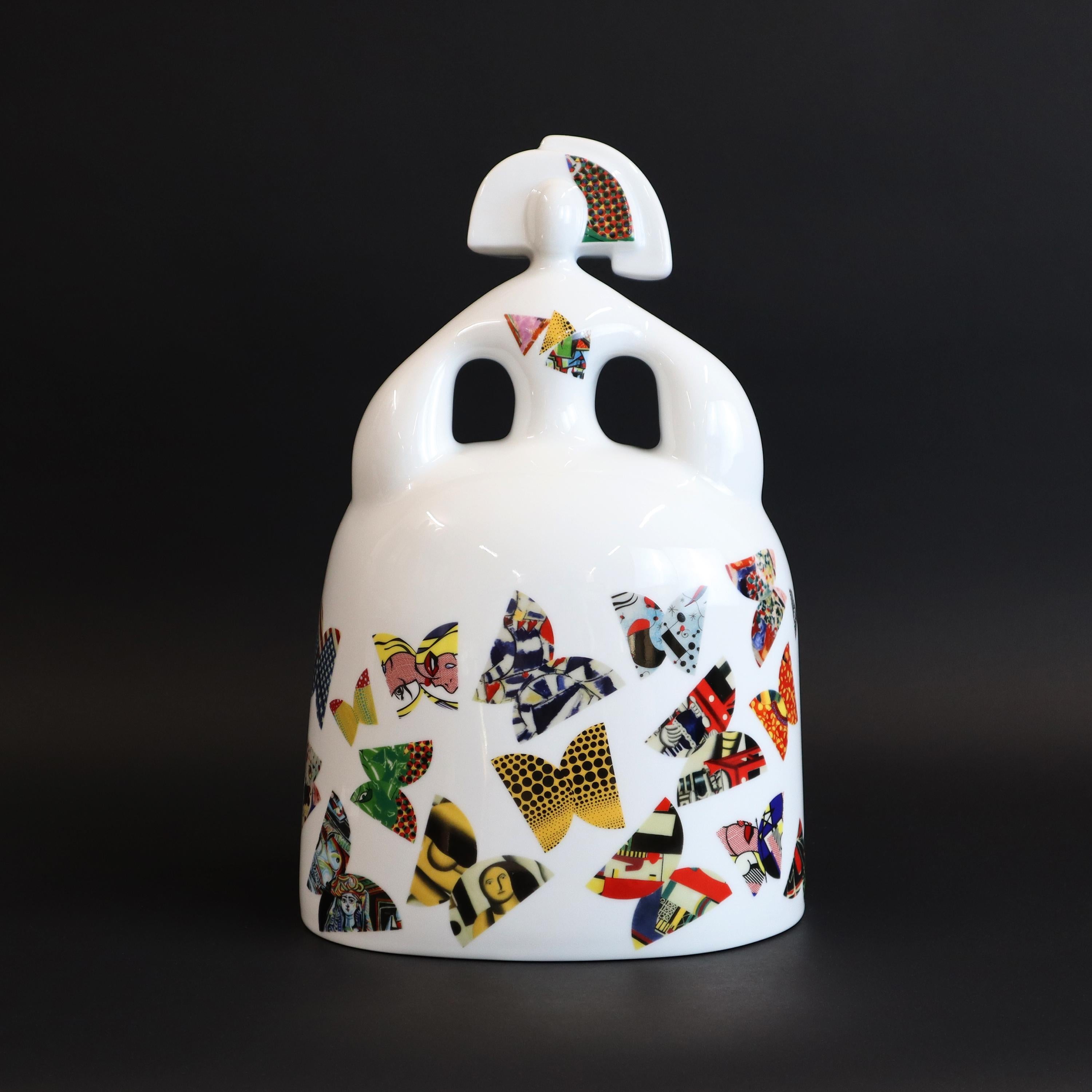 Manolo Valdes
Reina Mariana I (Las Meninas), 2022
Limoges Porcelain
35 × 23.5 × 17.8 cm
(13.8 × 9.3 × 7 in)
Edition of 199
In mint condition

Images of edition number are example references only.

The seller can only provide the specific edition