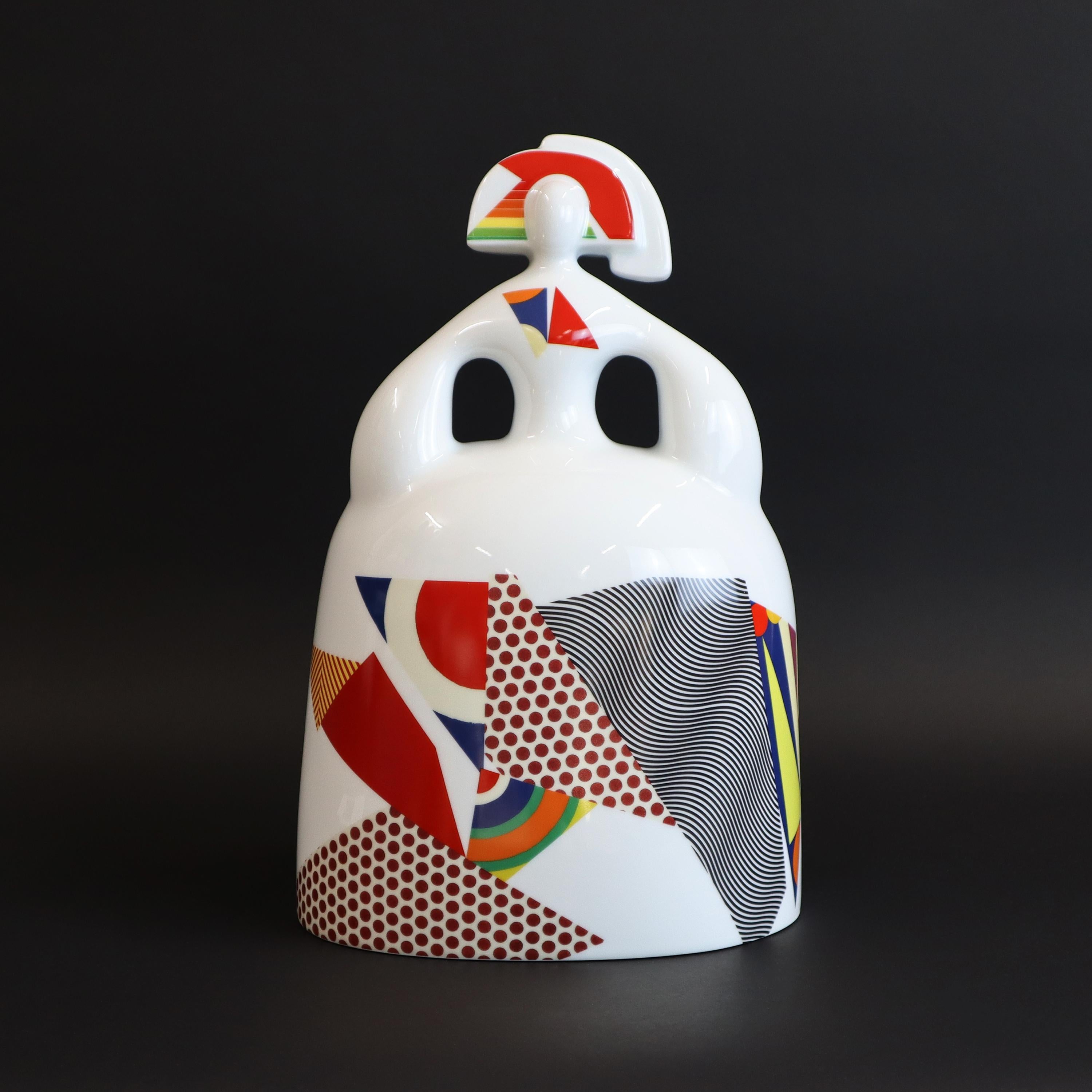 Reina Mariana II (Las Meninas), 2022, Valdés, esculturas de porcelana en venta 1