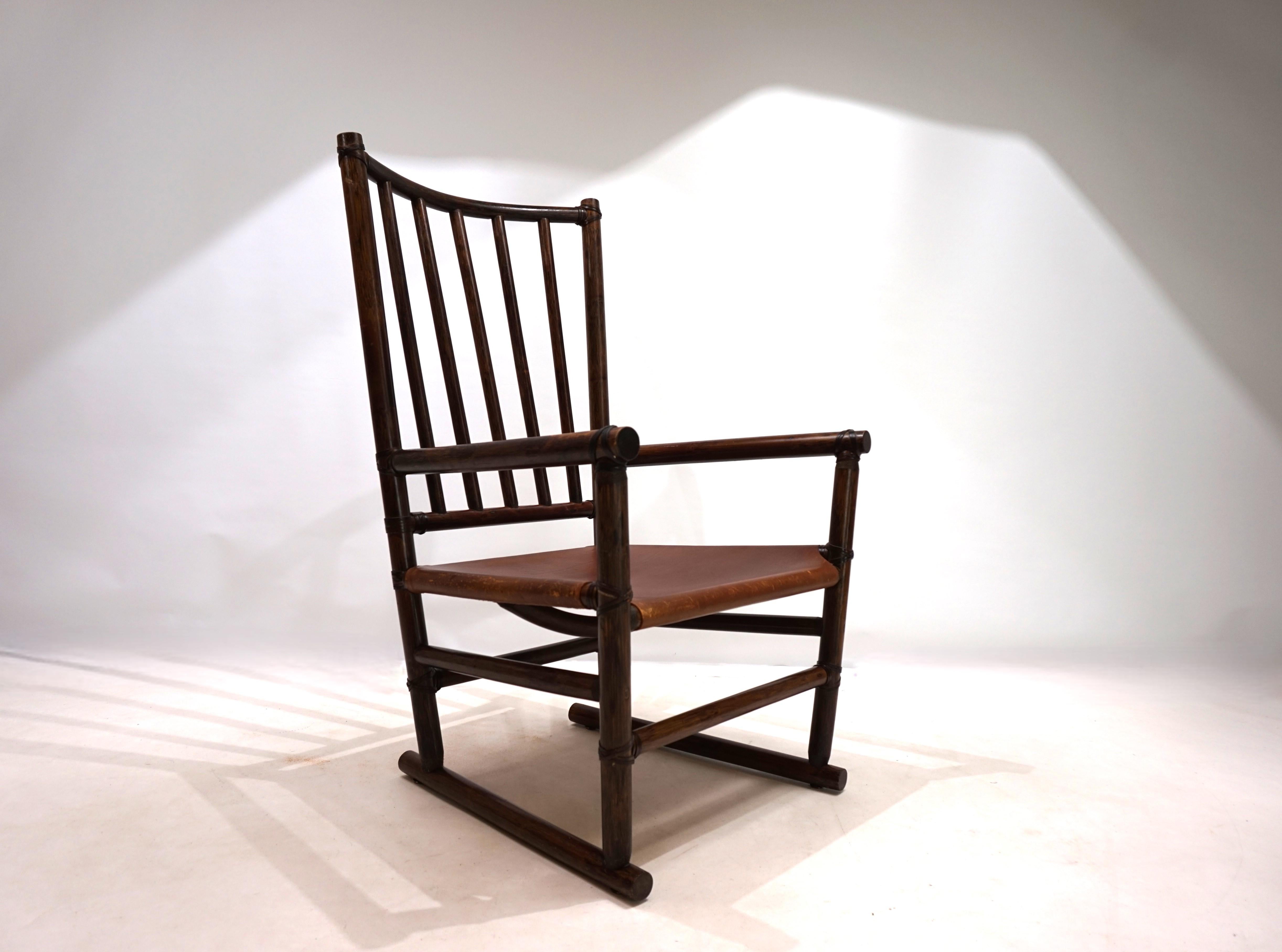 Fauteuil Manou en rotin avec siège en cuir, 1960 en vente 6