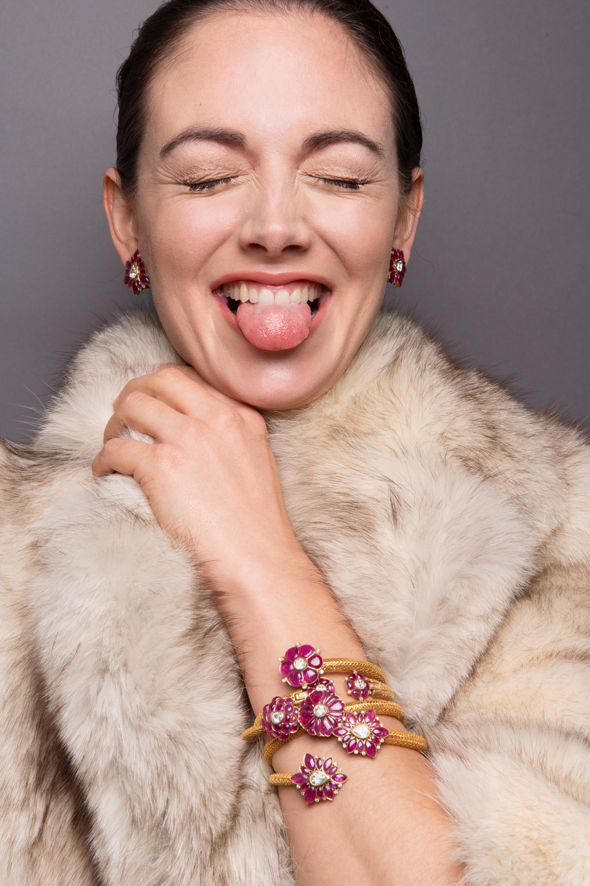 Manpriya B Marquise Ruby and Rose-Cut Diamond 18 Karat Gold Stud Earrings  im Zustand „Neu“ im Angebot in London, GB