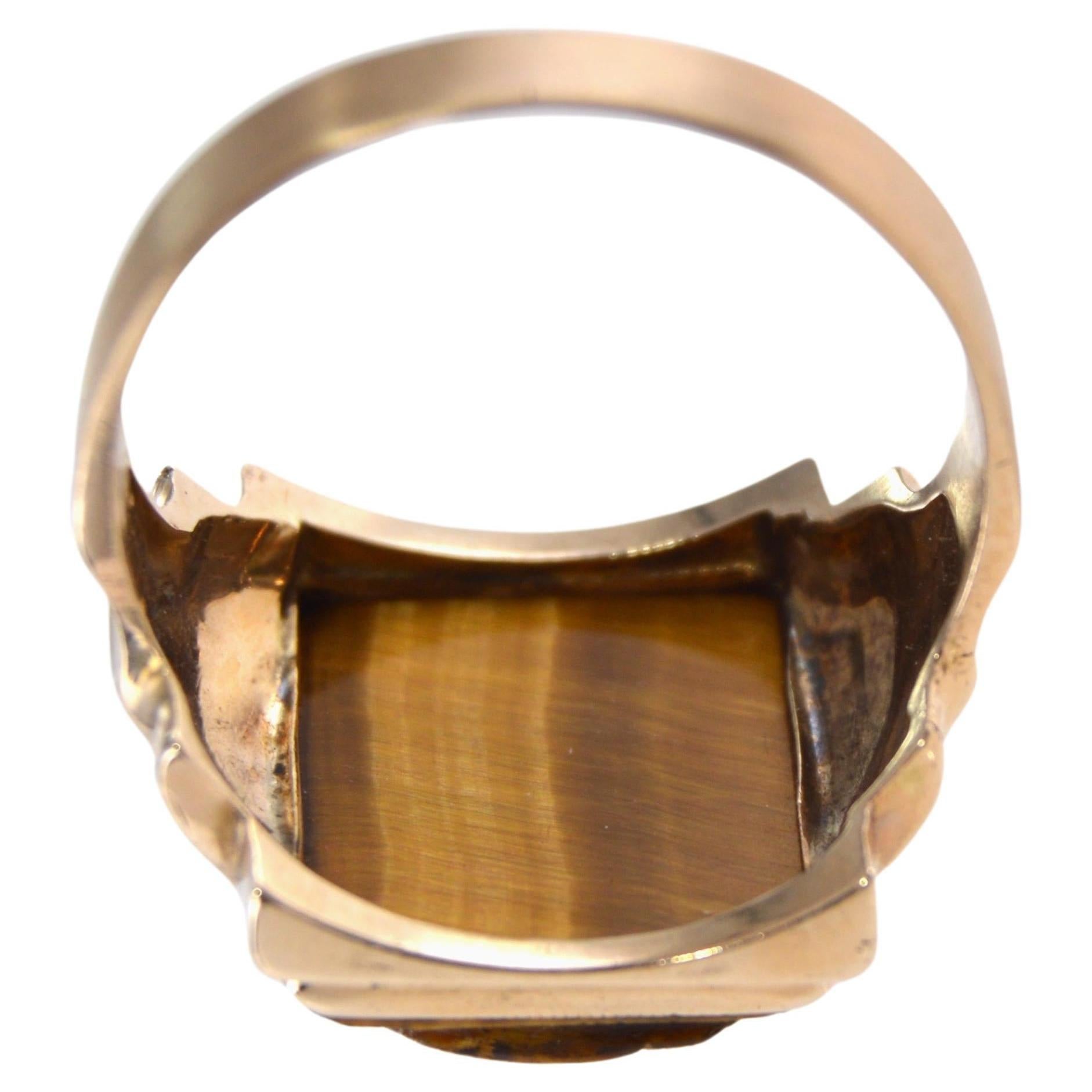 Unisex Art Deco 10kt. Solid Gold Tiger Eye Hand Constructed Ring from 1940s For Sale 7