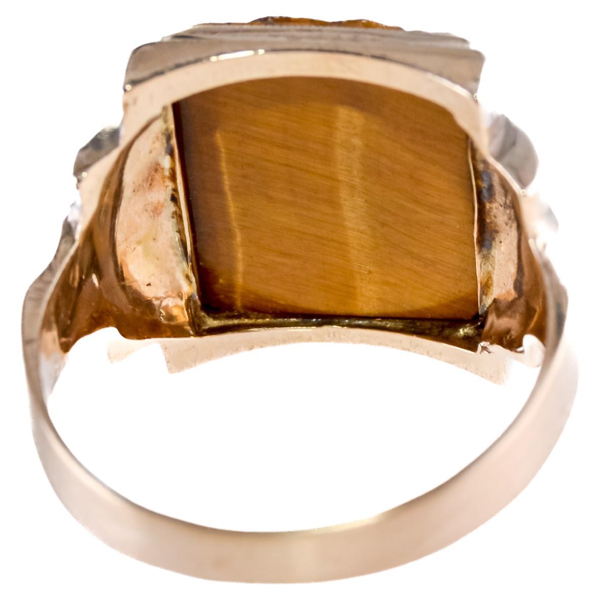 Unisex Art Deco 10kt. Solid Gold Tiger Eye Hand Constructed Ring from 1940s For Sale 5