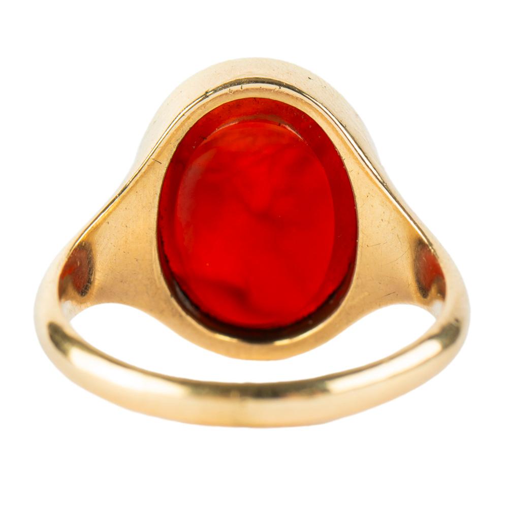 Man's Gold Carnelian Intaglio Ring of Dante by Alessandro Merli Circa 1810 In Good Condition In St. Catharines, ON