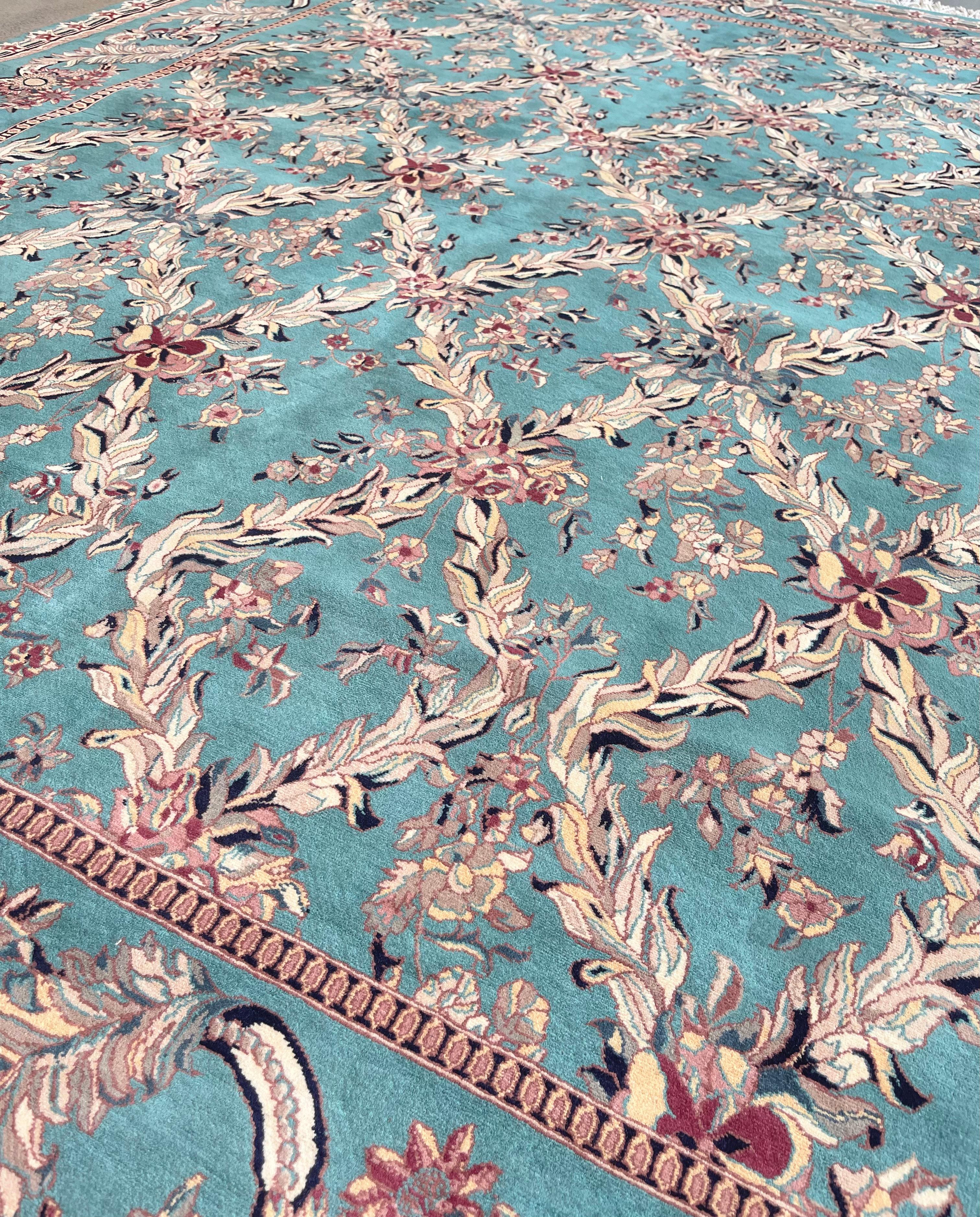 Tappeto Mansour Fine Revival Tabriz fatto a mano In condizioni ottime in vendita a West Hollywood, CA