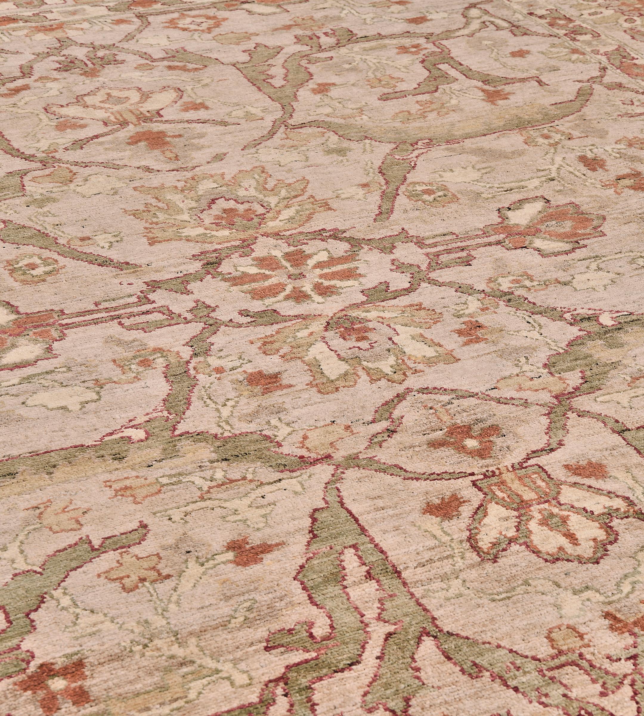 Brand new Agra from Pakistan features a very sophisticated design and a subtle color combination. Made of 100% natural wool and organic dyes.