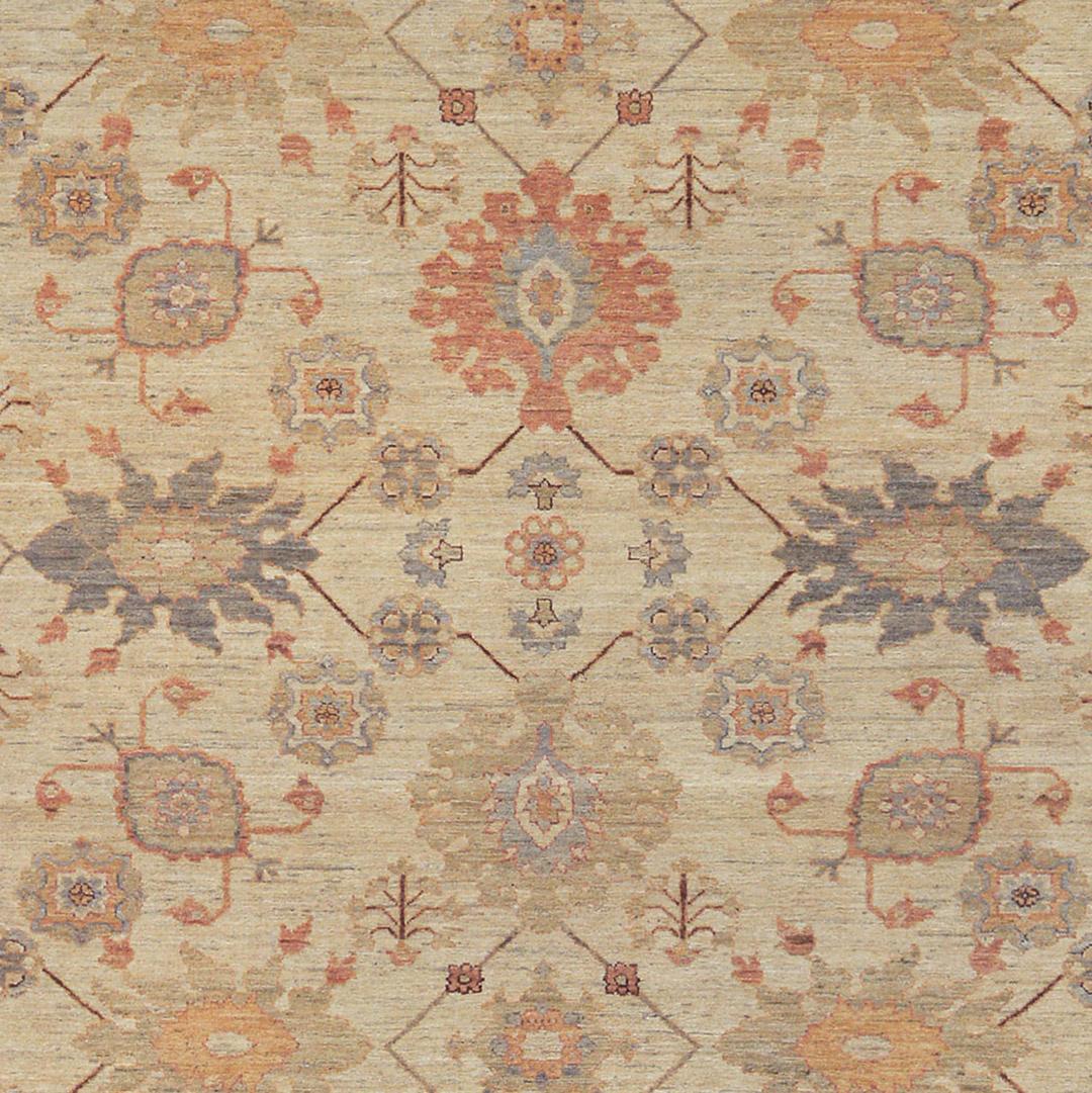 This brand new Agra from Pakistan features a late 19th century design and a masterful color combination. Made of 100% fine wool and natural dyes.