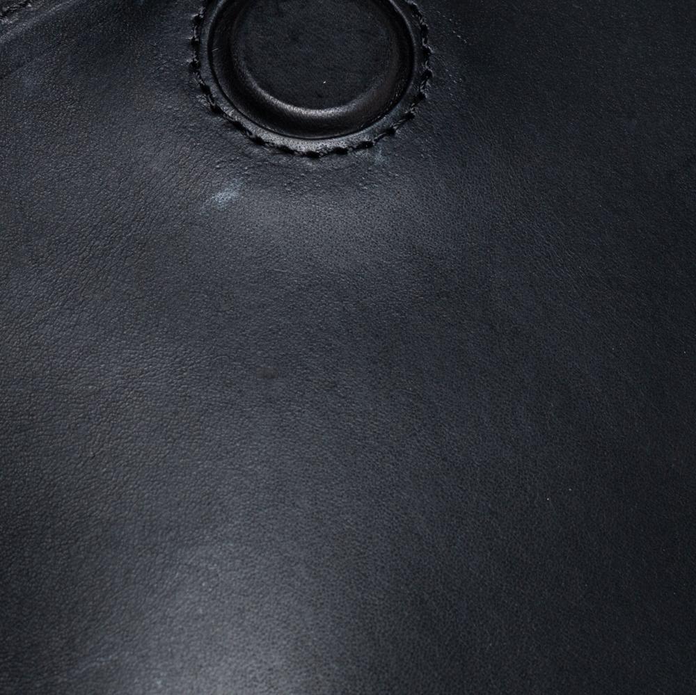 Mansur Gavriel Schwarze Crossbody-Tasche aus Leder mit Mini-Klappe 5