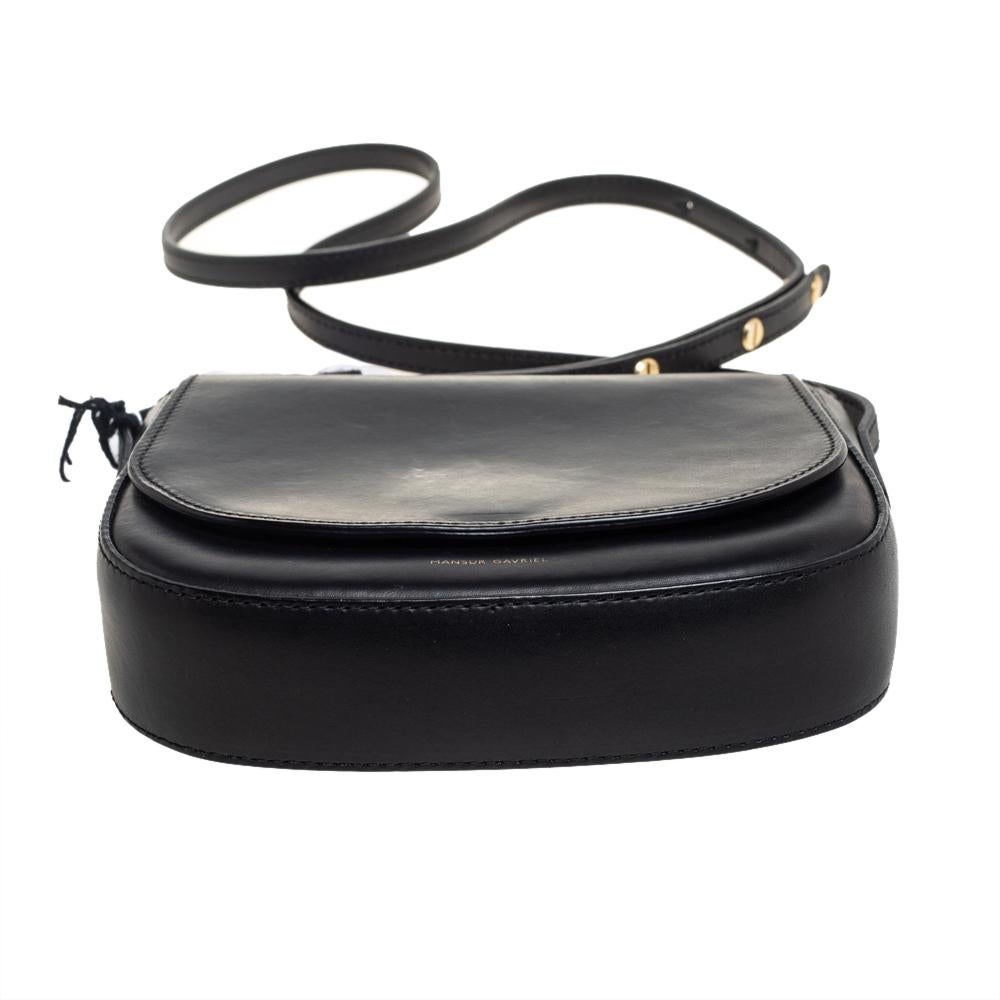 Mansur Gavriel Schwarze Crossbody-Tasche aus Leder mit Mini-Klappe 2