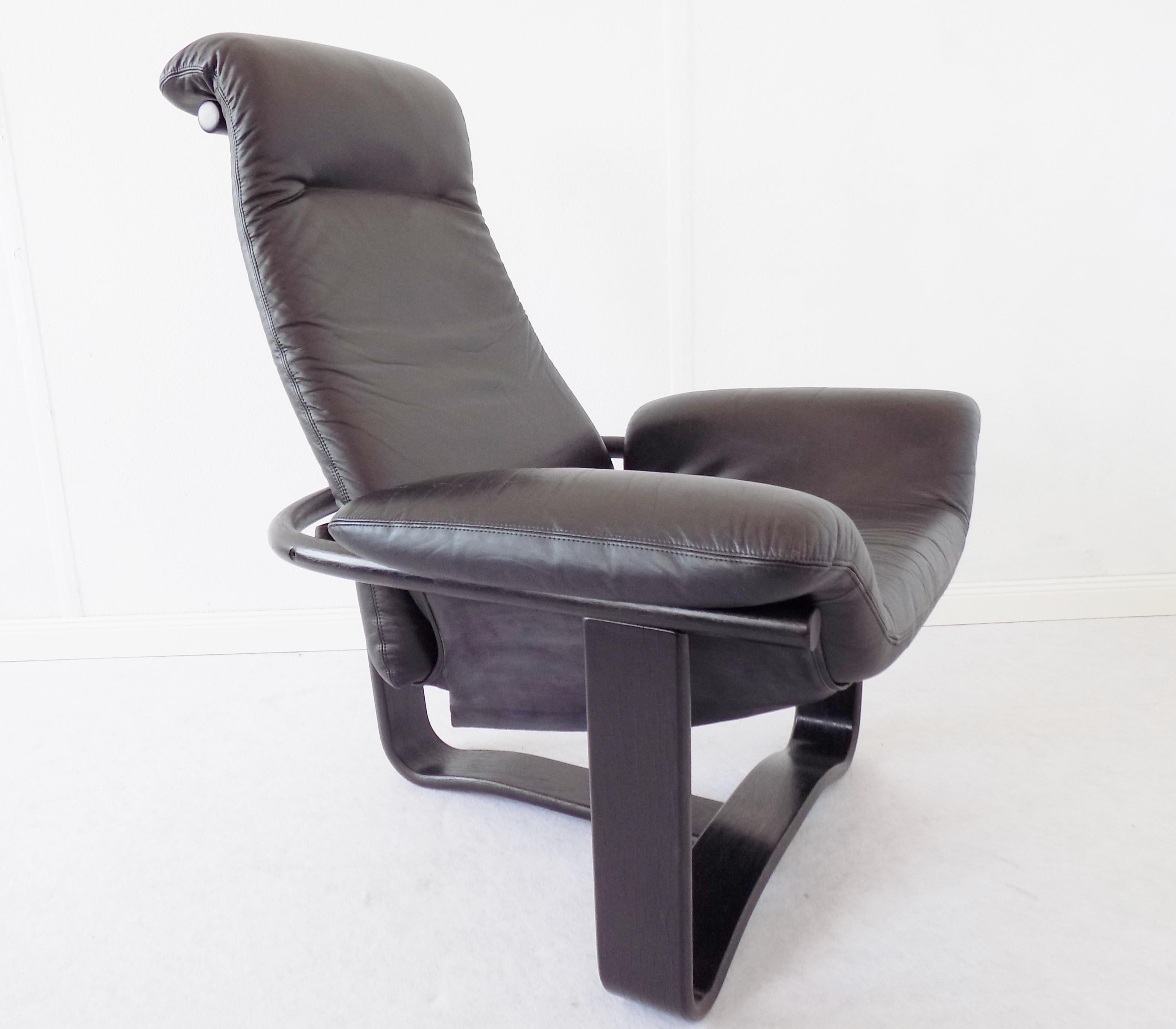 Scandinavian Modern Manta Chair by Ingmar Relling for Westnofa, Black Leather, Scandinavian modern For Sale