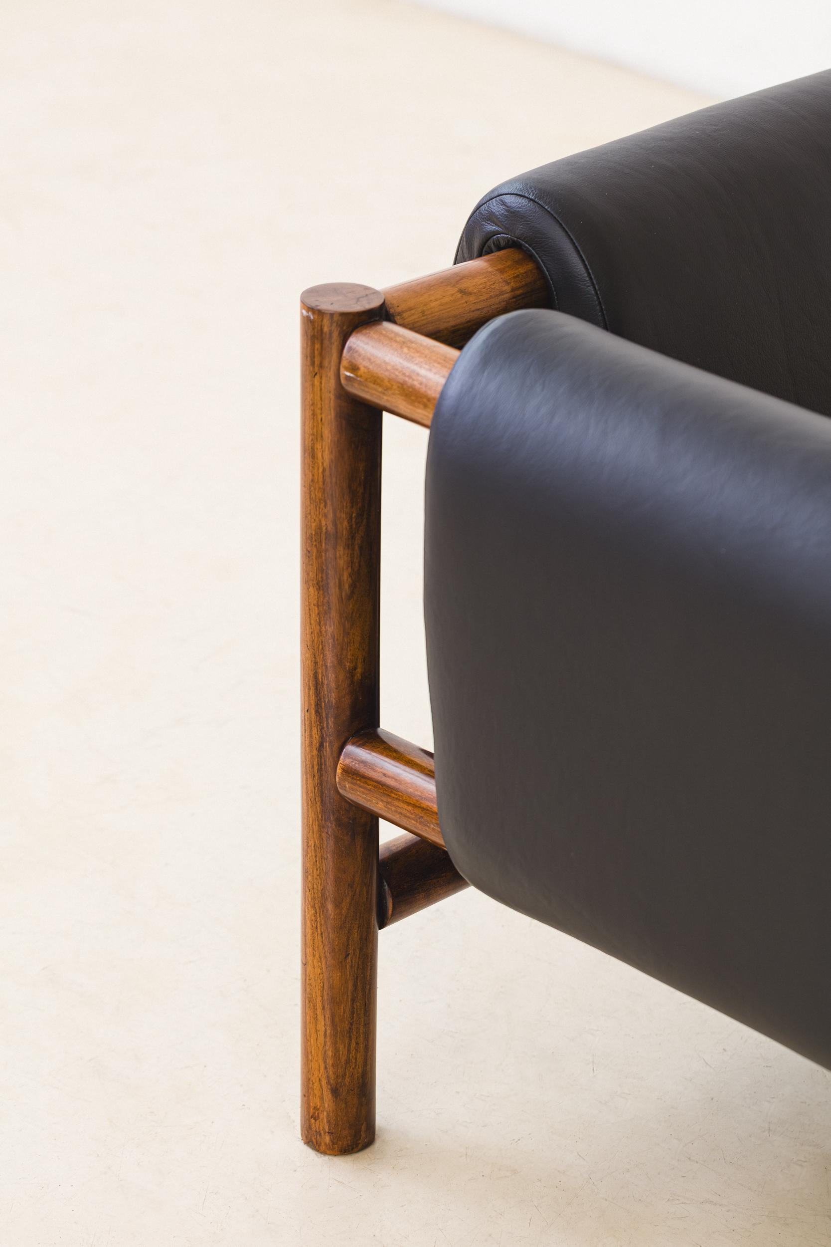Mid-Century Modern Canapé Manta Solta Joaquim Tenreiro, design brésilien en vente