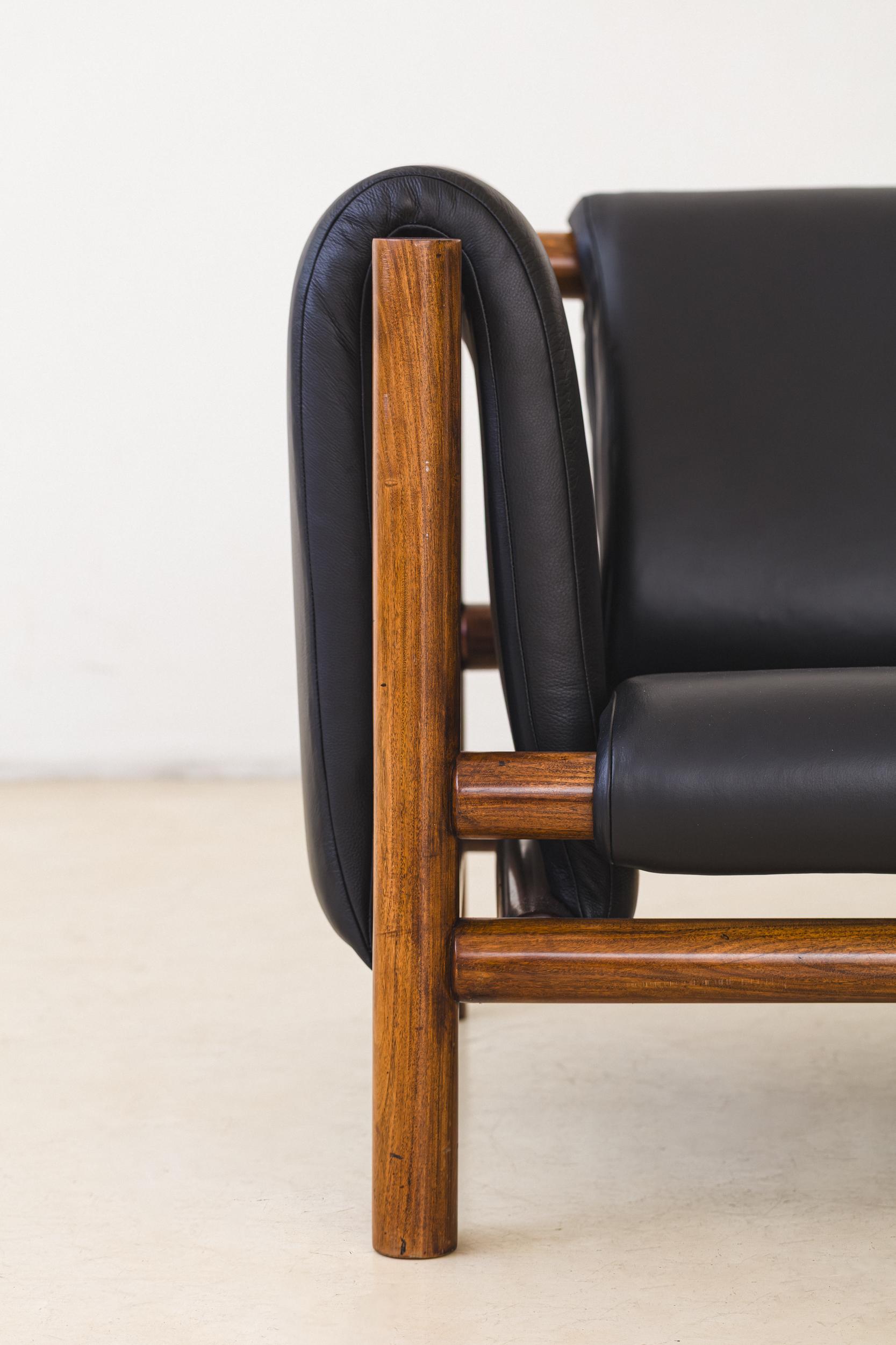 Canapé Manta Solta Joaquim Tenreiro, design brésilien en vente 1